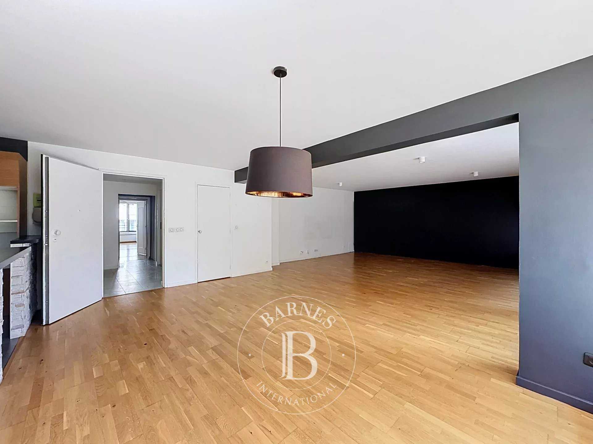 Levallois-Perret  - Piso 6 Cuartos 4 Habitaciones