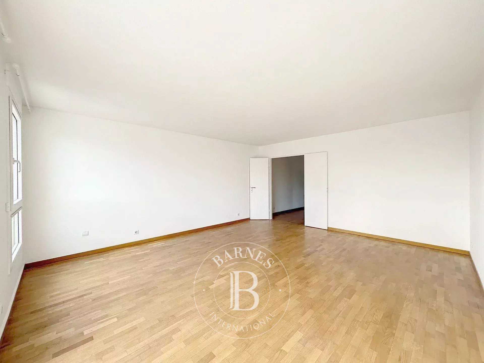 Levallois-Perret  - Appartement 5 Pièces 3 Chambres