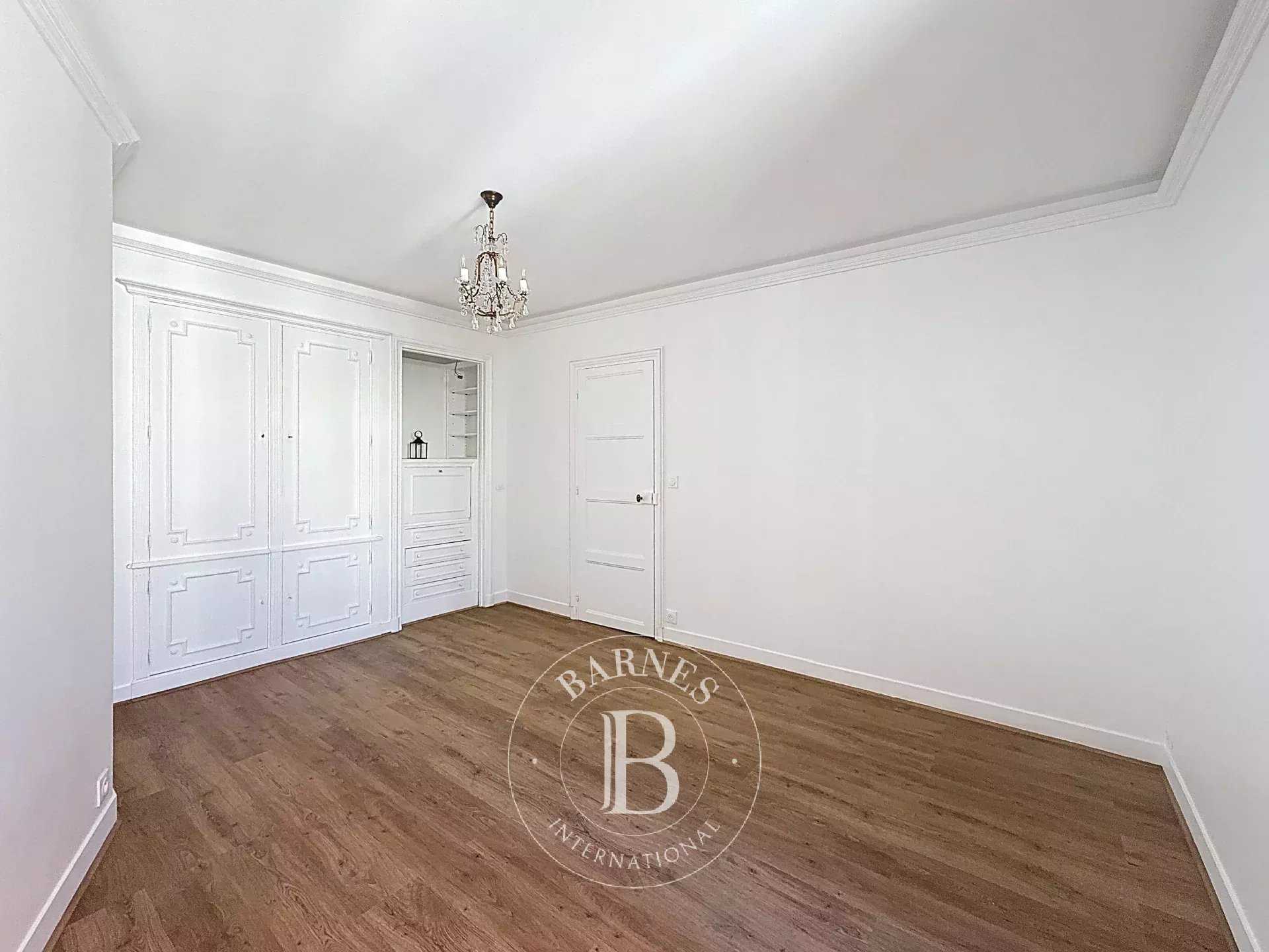 Neuilly-sur-Seine  - Appartement 4 Pièces 3 Chambres