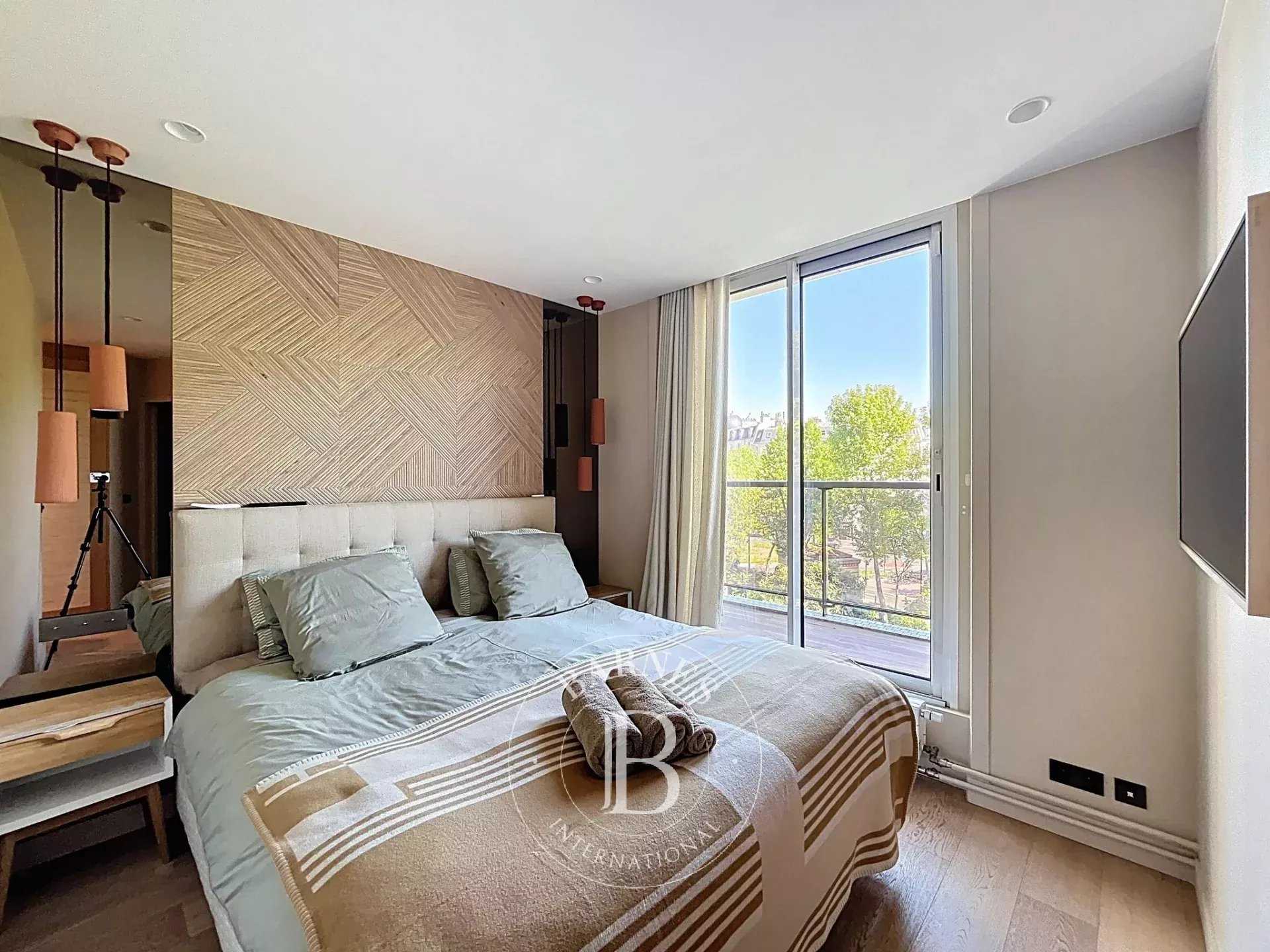 Neuilly-sur-Seine  - Appartement 5 Pièces 3 Chambres
