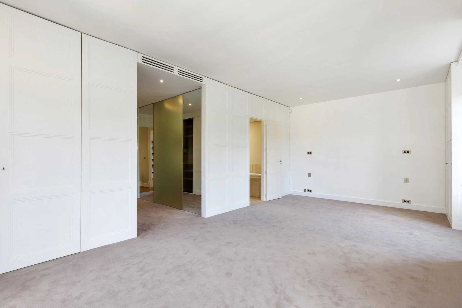 Neuilly-sur-Seine  - Maison 7 Pièces 6 Chambres