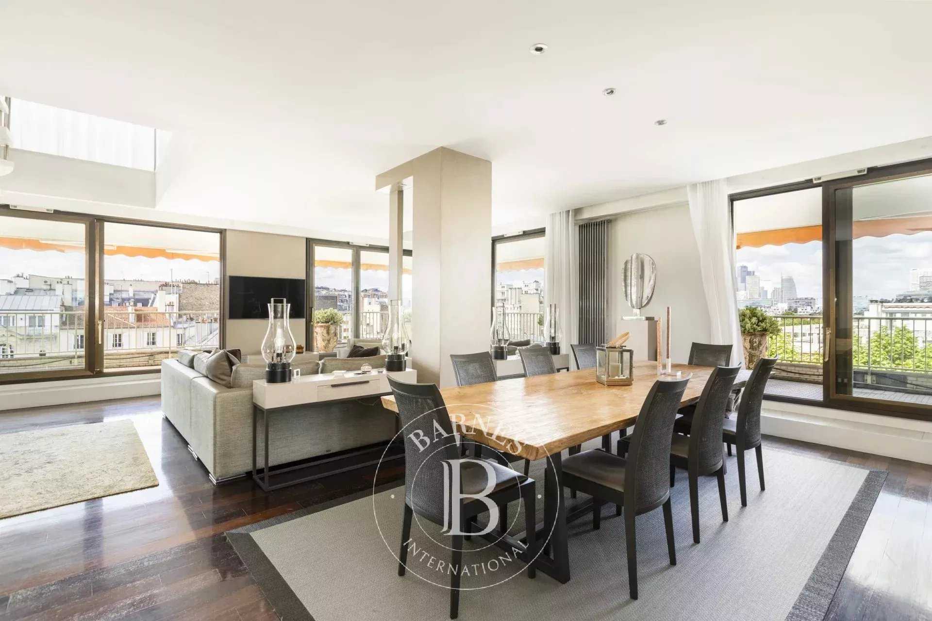 Neuilly-sur-Seine  - Duplex 3 Bedrooms