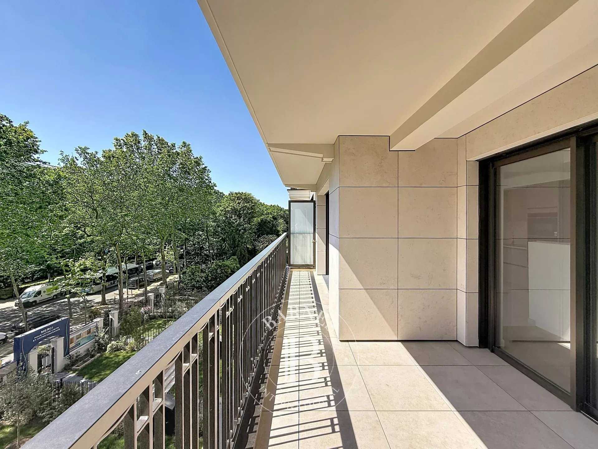 Neuilly-sur-Seine  - Appartement 5 Pi&egrave;ces 3 Chambres