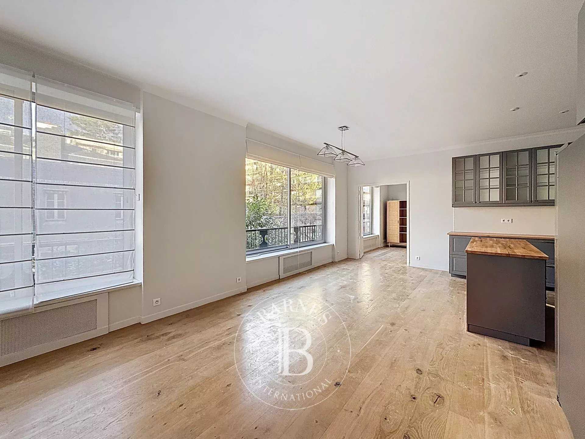 Neuilly-sur-Seine  - Appartement 6 Pi&egrave;ces 5 Chambres