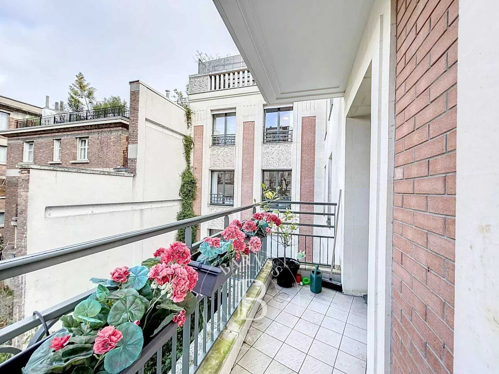 Neuilly-sur-Seine  - Appartement 5 Pièces 3 Chambres