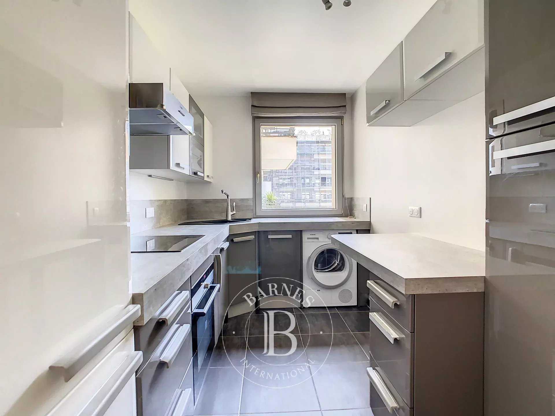 Levallois-Perret  - Piso 3 Cuartos 2 Habitaciones