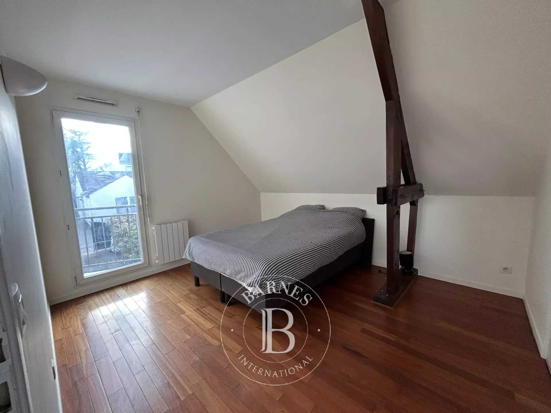 Nanterre  - House 4 Bedrooms