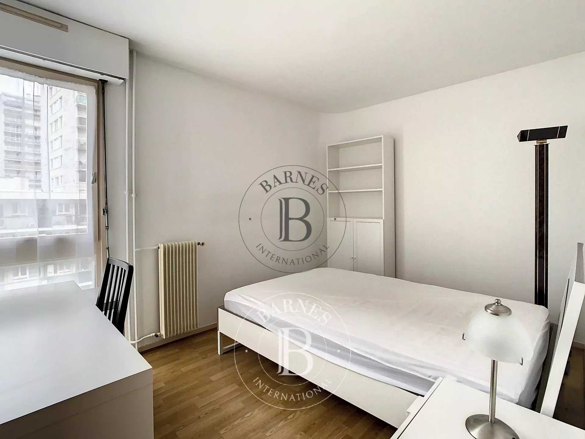 Levallois-Perret  - Apartment 2 Bedrooms