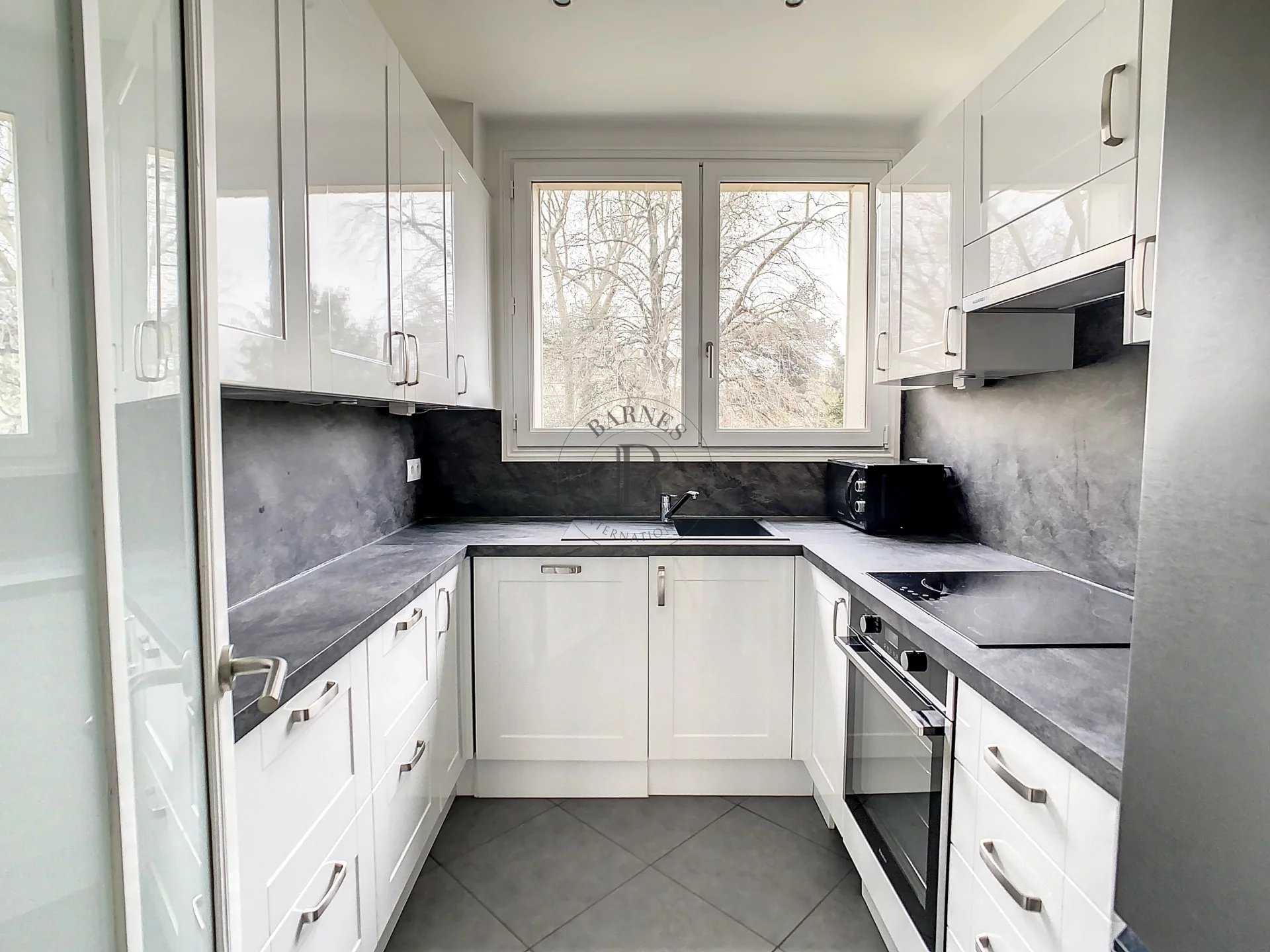 Neuilly-sur-Seine  - Piso 2 Cuartos, 1 Habitacion