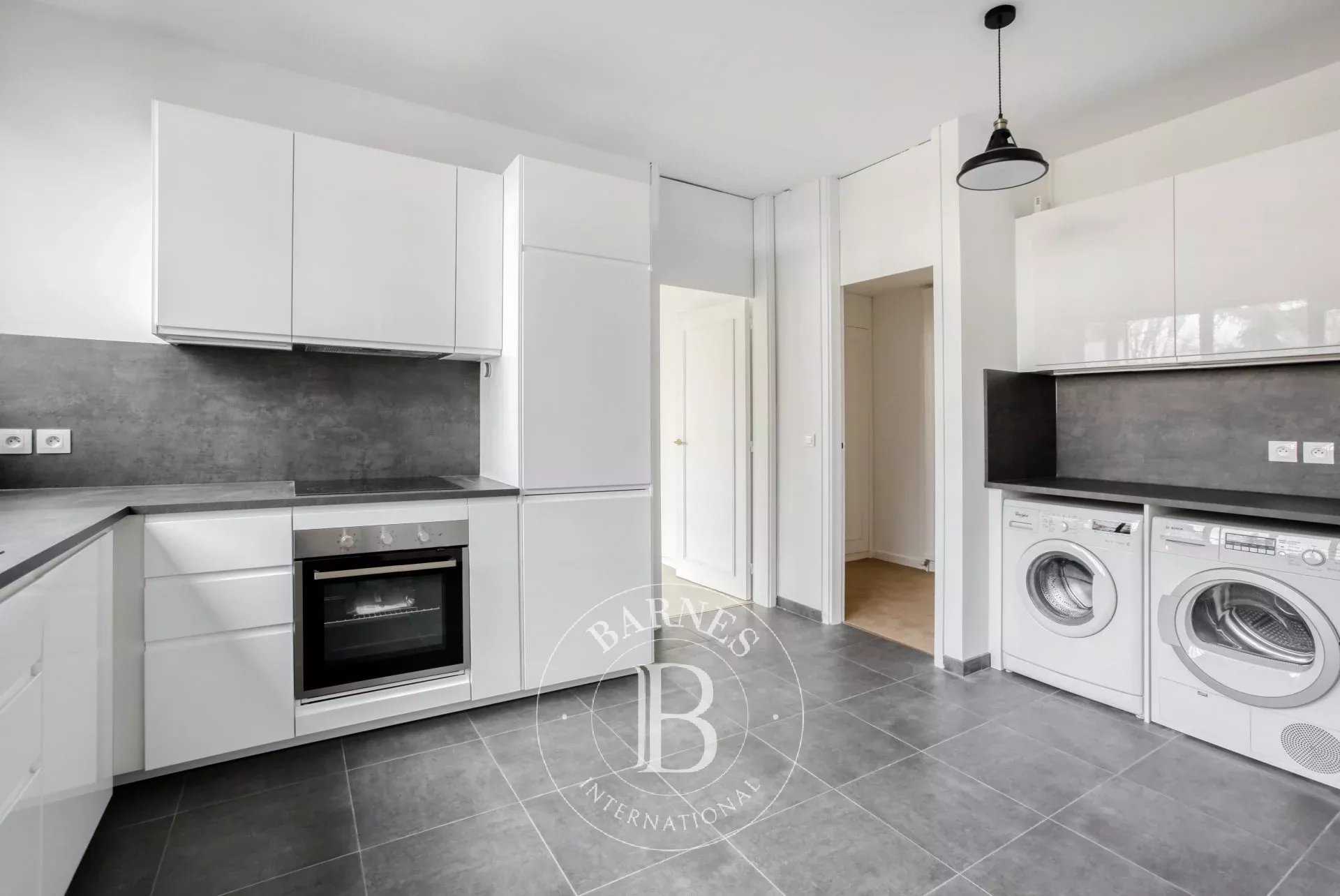 Neuilly-sur-Seine  - Appartement 4 Pièces 2 Chambres