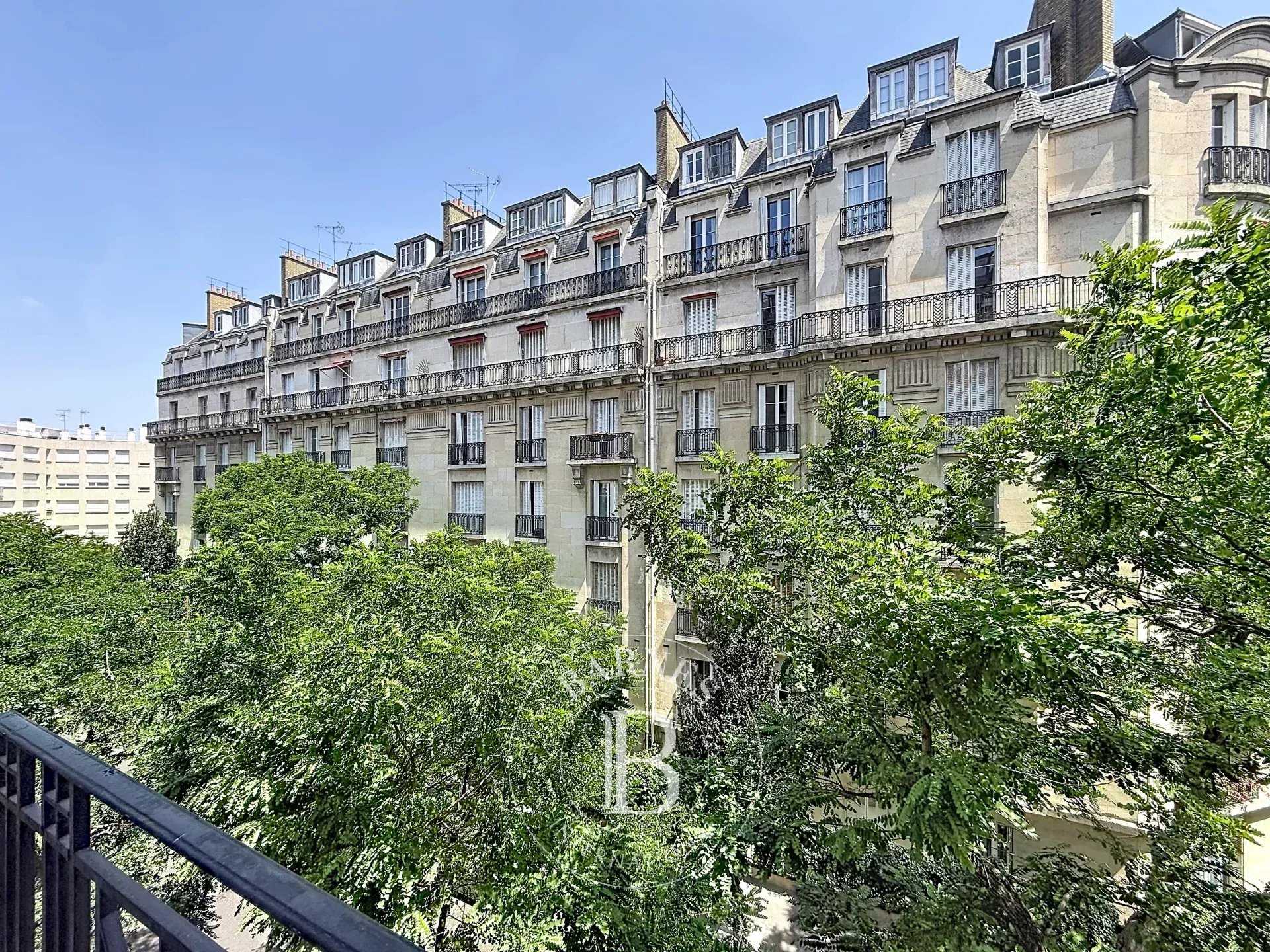 Neuilly-sur-Seine  - Apartment 3 Bedrooms