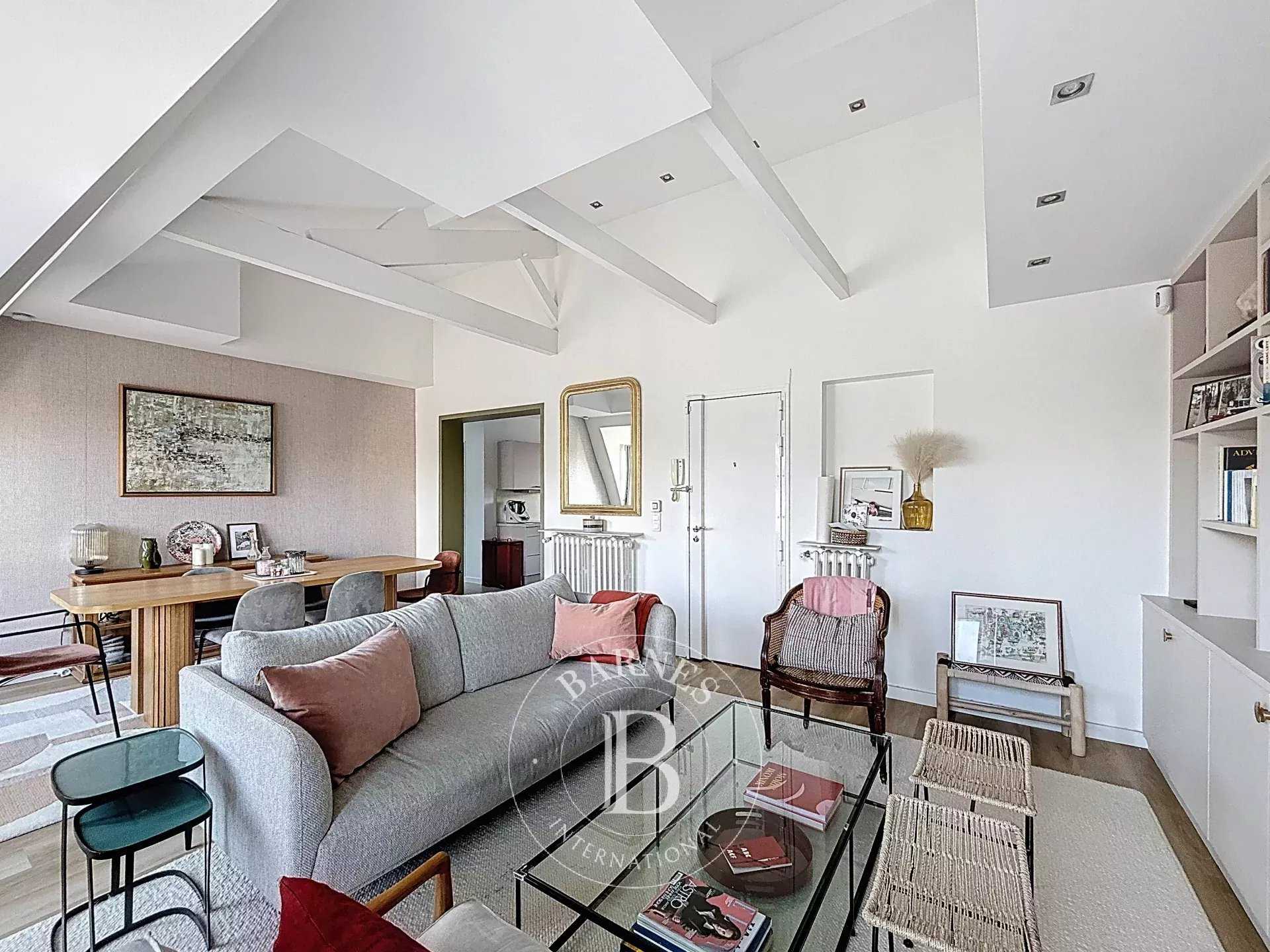 Neuilly-sur-Seine  - Apartment 3 Bedrooms