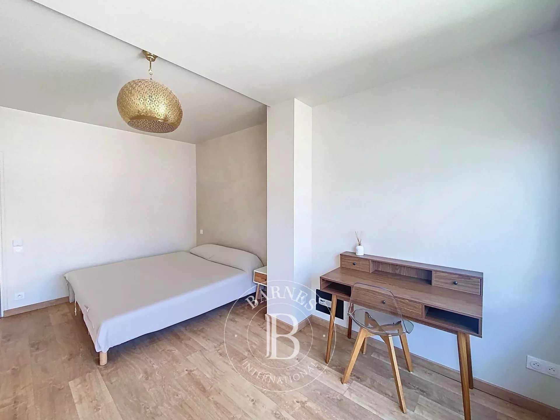 Asnières-sur-Seine  - Maison 5 Pièces 3 Chambres