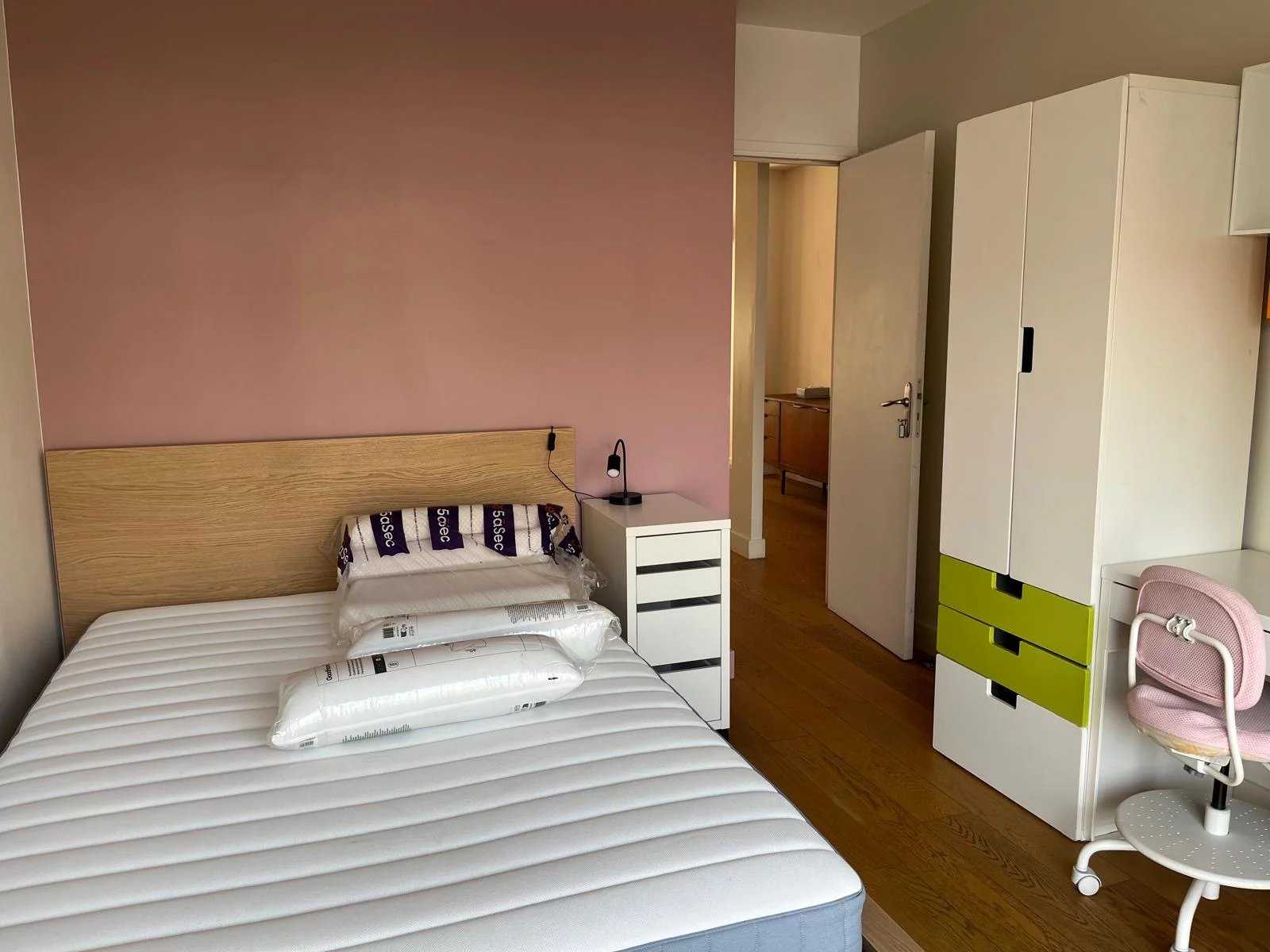 Neuilly-sur-Seine  - Apartment 2 Bedrooms