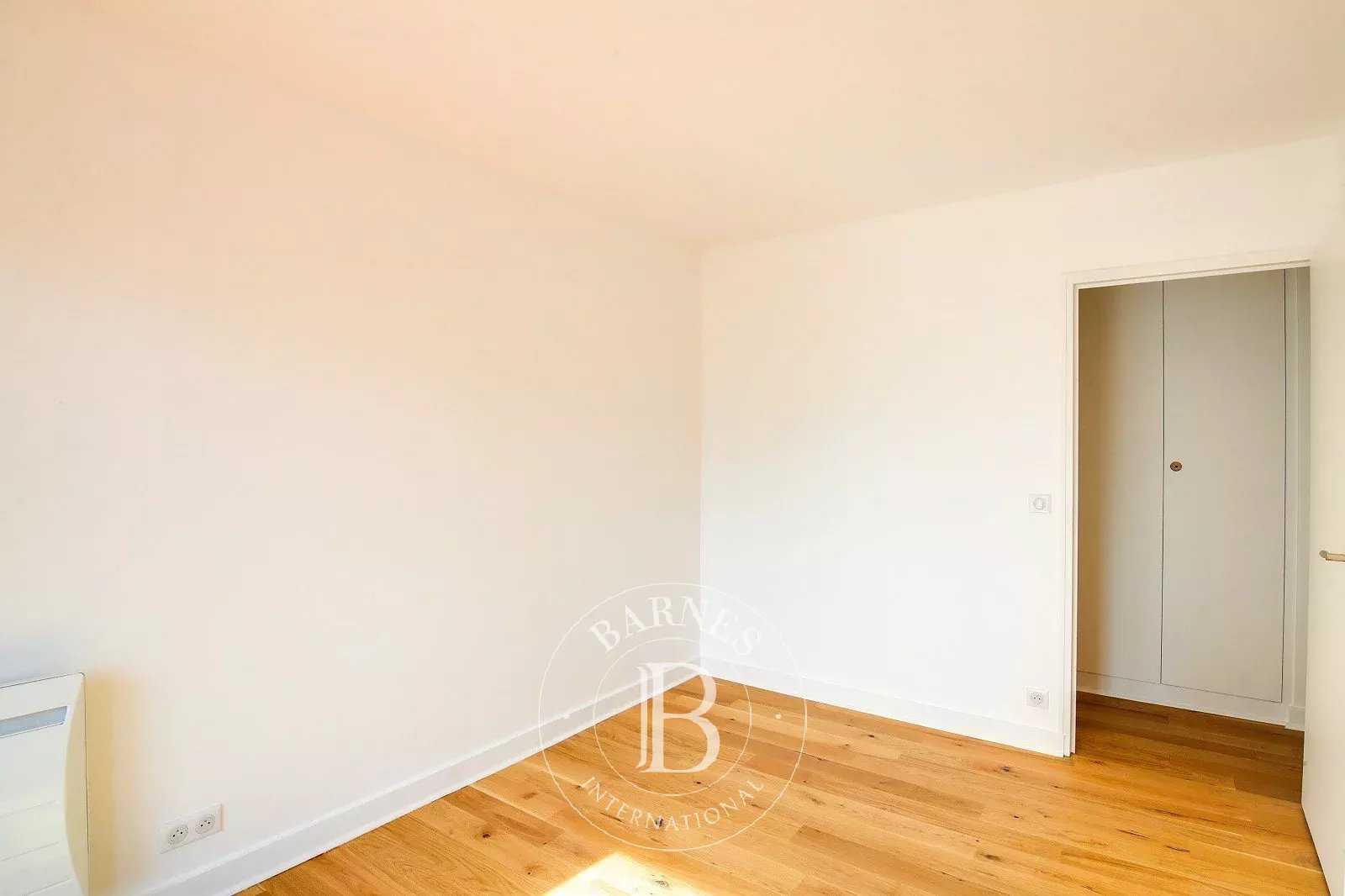 Levallois-Perret  - Appartement 3 Pi&egrave;ces 2 Chambres
