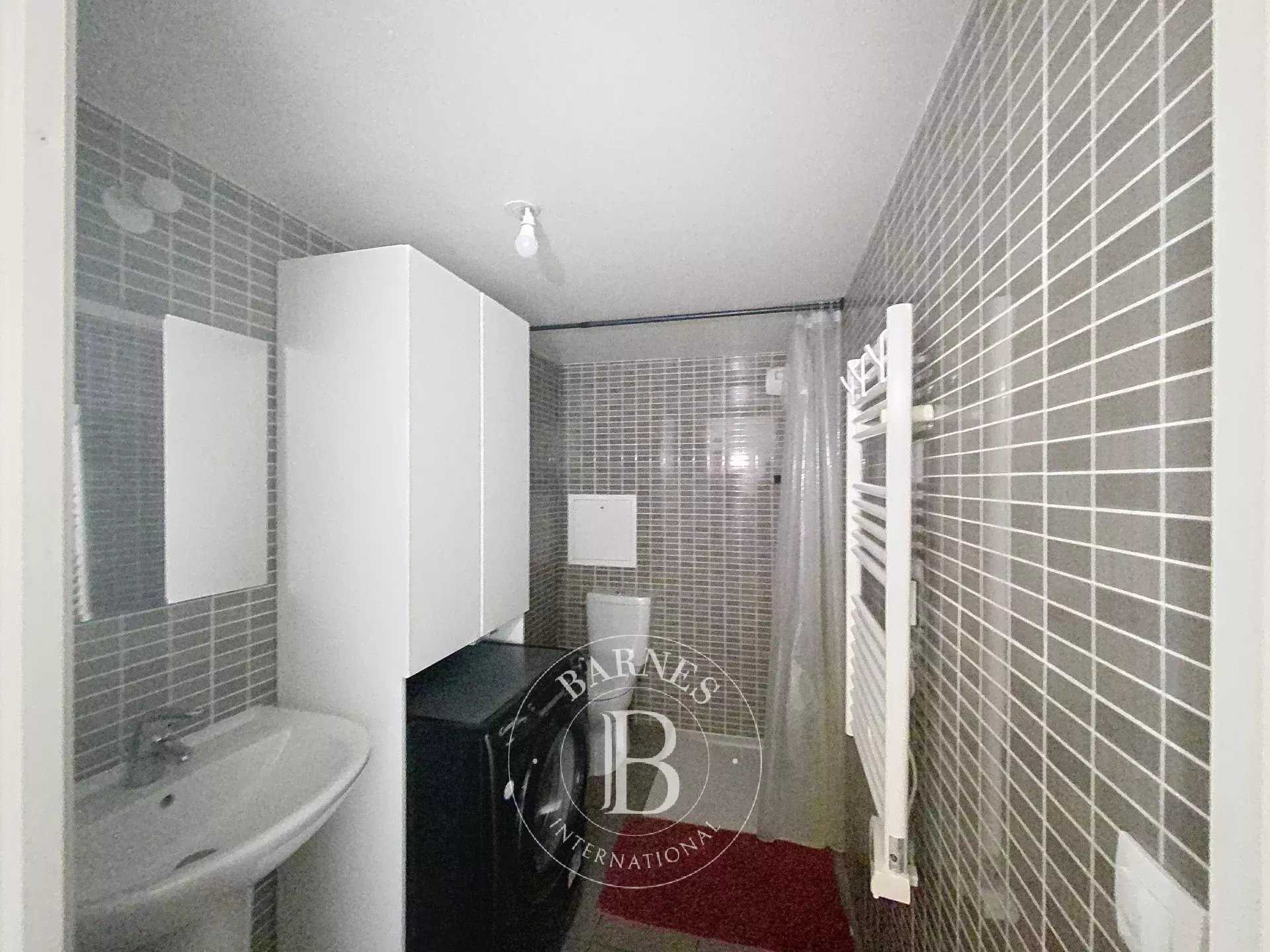 Nanterre  - Appartement 3 Pièces 2 Chambres