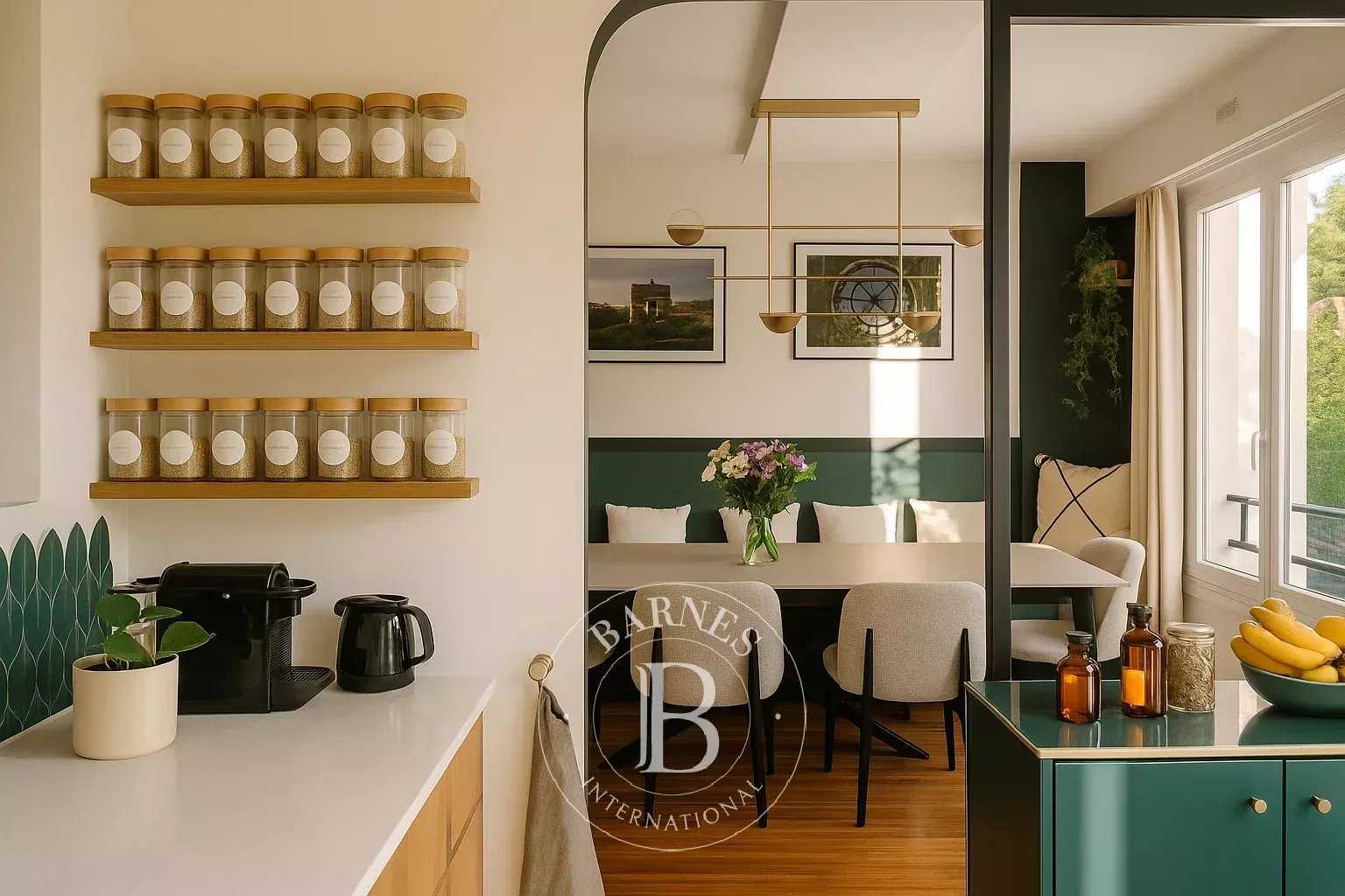 Suresnes  - Maison 5 Pi&egrave;ces 3 Chambres