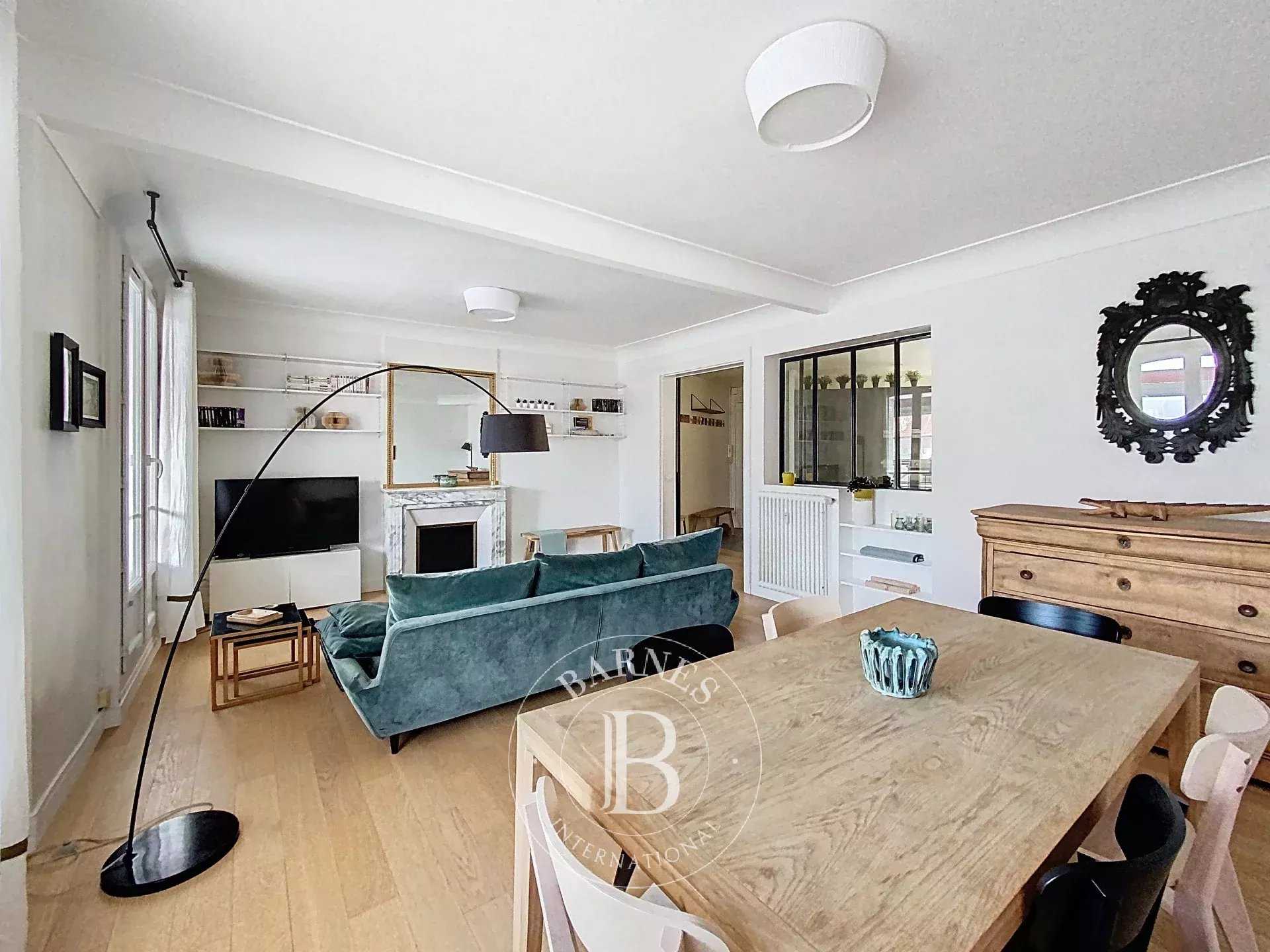 Courbevoie  - Appartement 3 Pi&egrave;ces 2 Chambres