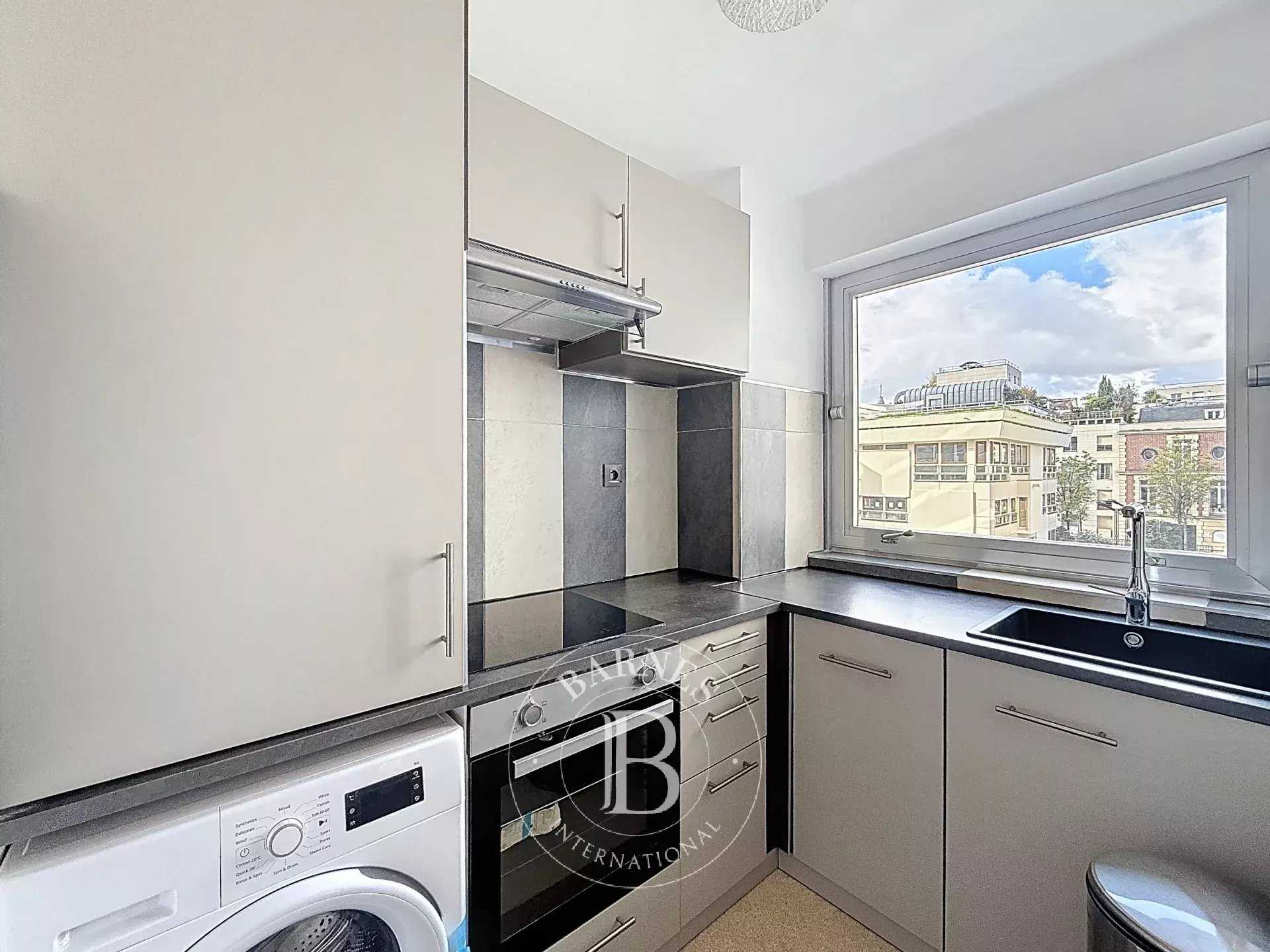 Levallois-Perret  - Apartment 