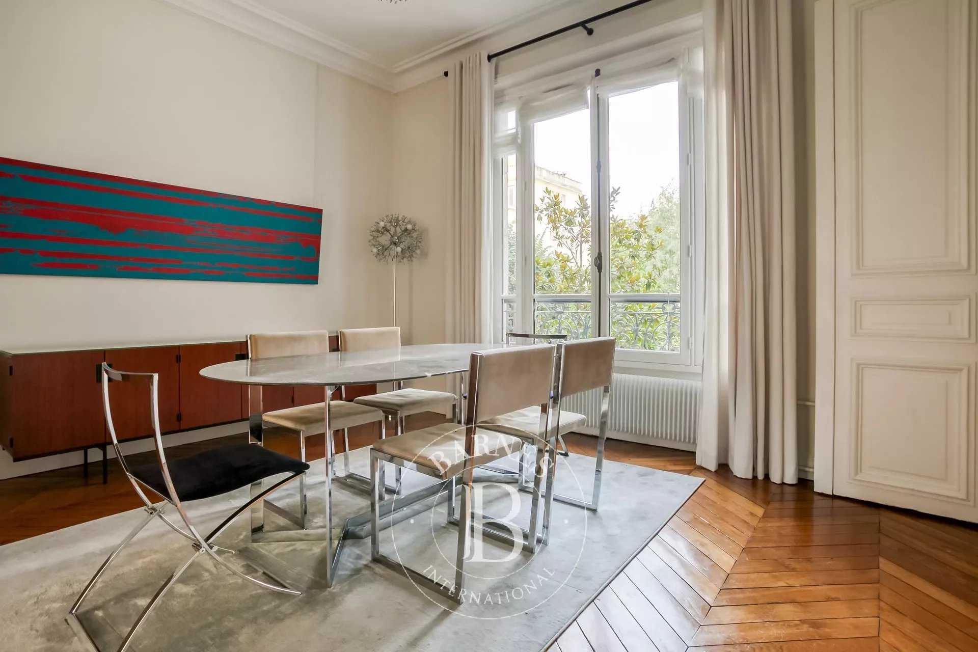 Neuilly-sur-Seine  - Appartement 6 Pi&egrave;ces 4 Chambres