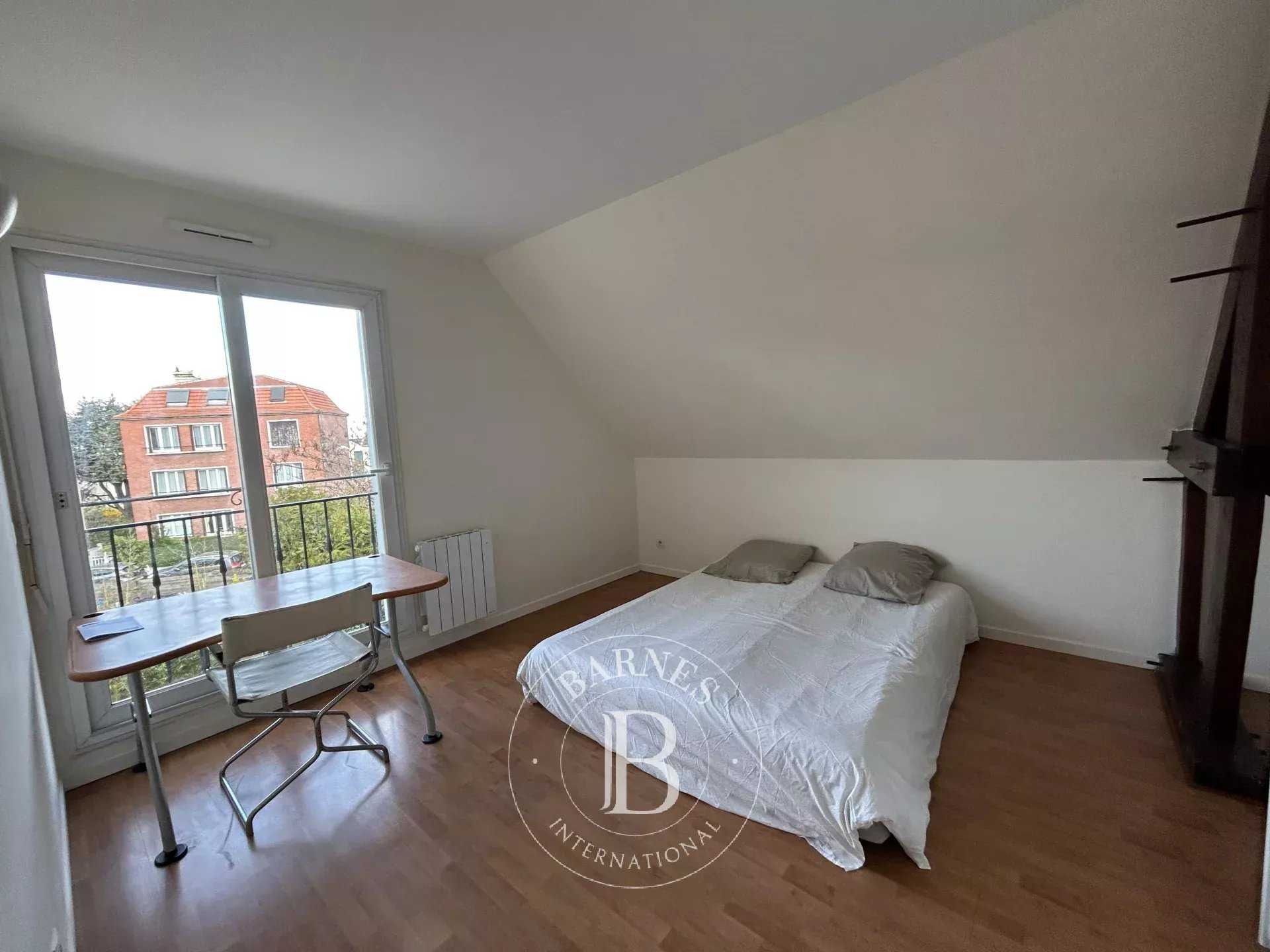 Nanterre  - House 4 Bedrooms