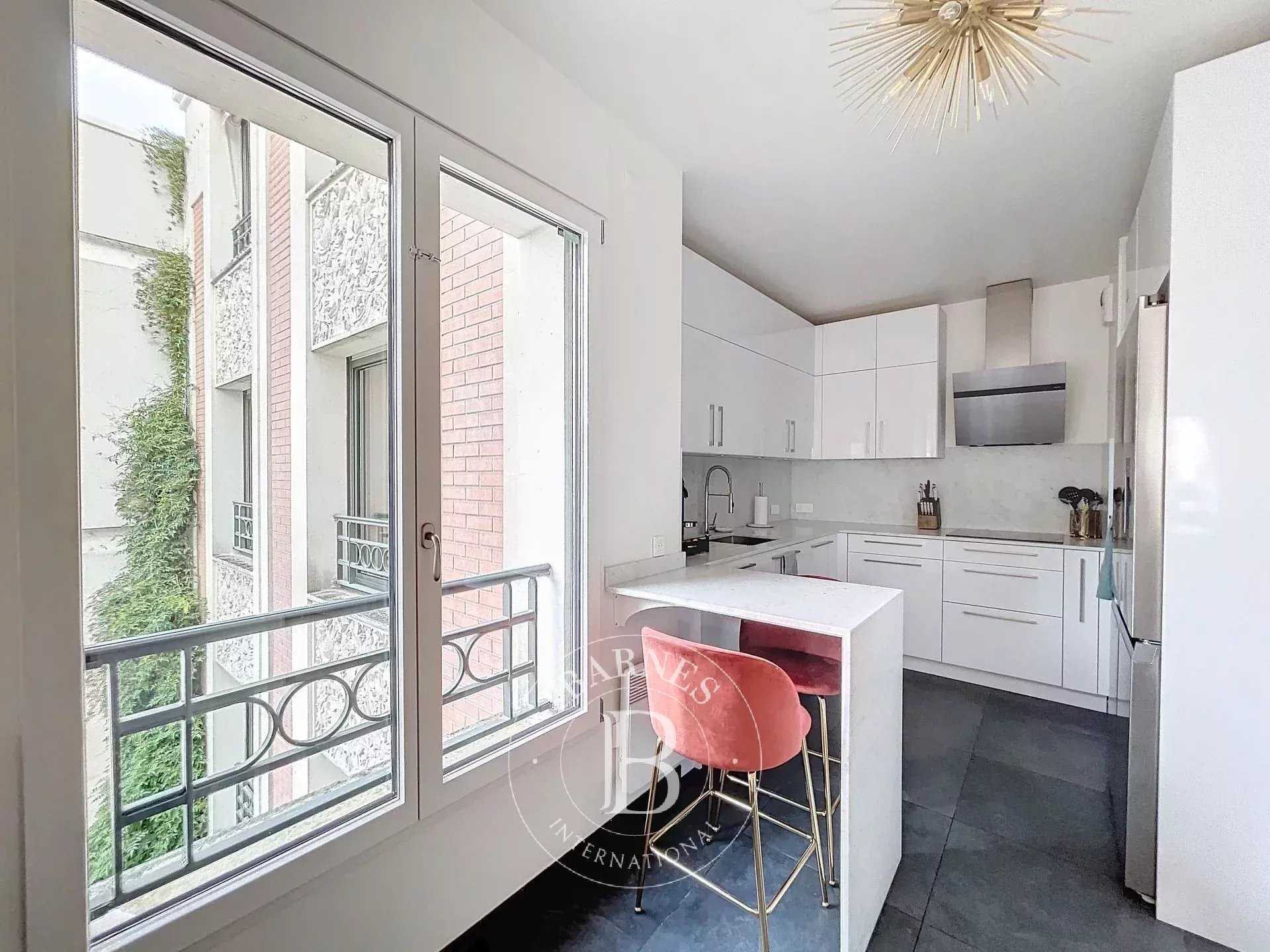 Neuilly-sur-Seine  - Apartment 3 Bedrooms