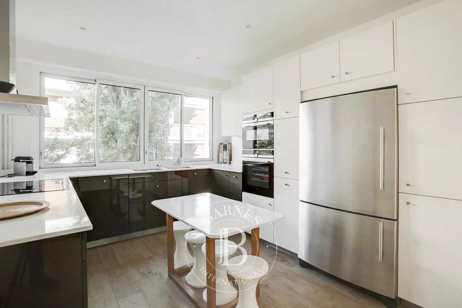 Piso Neuilly-sur-Seine  -  ref 2766150 (picture 2)