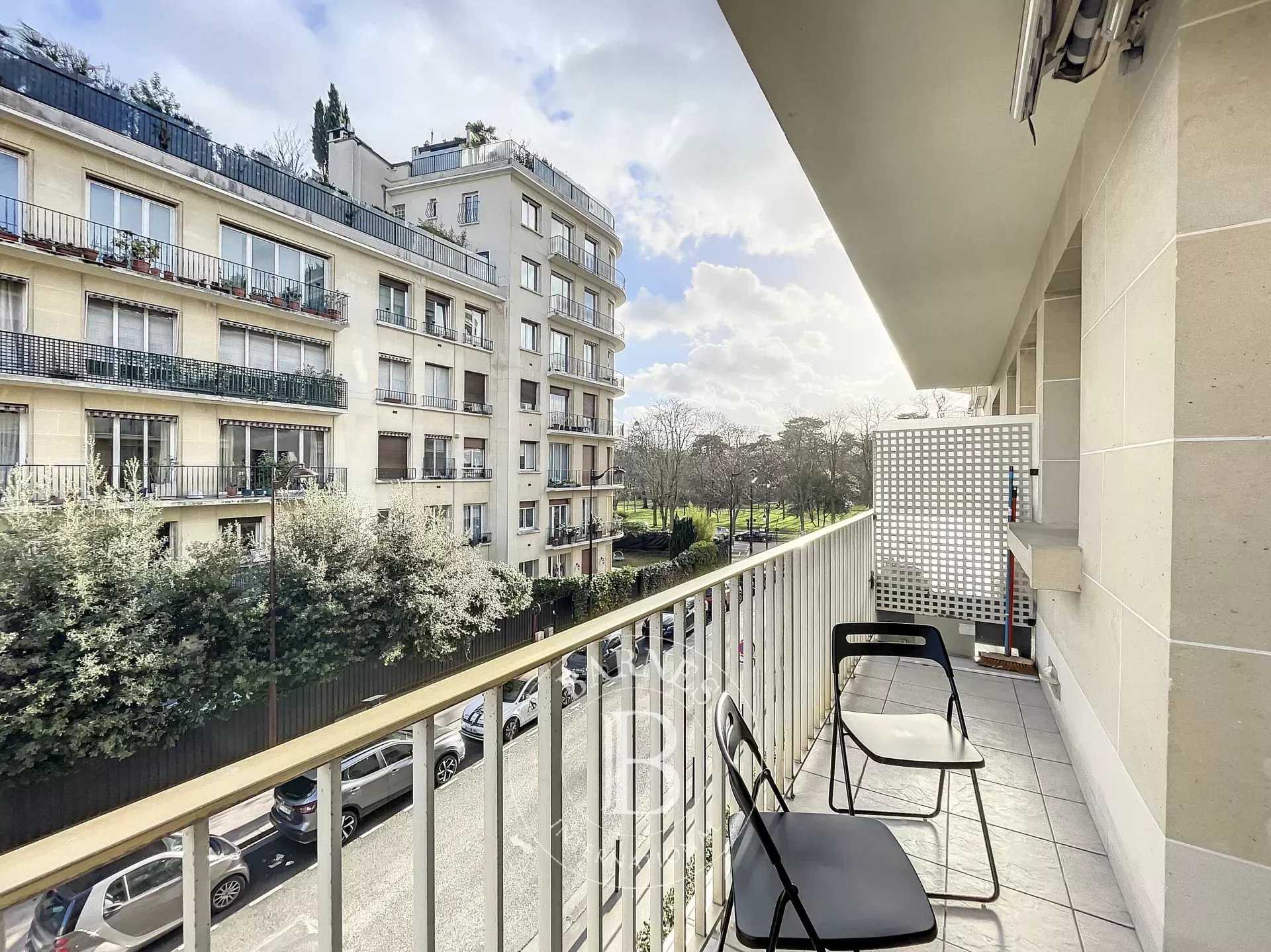 Appartement Neuilly-sur-Seine  -  ref 8012638 (picture 1)