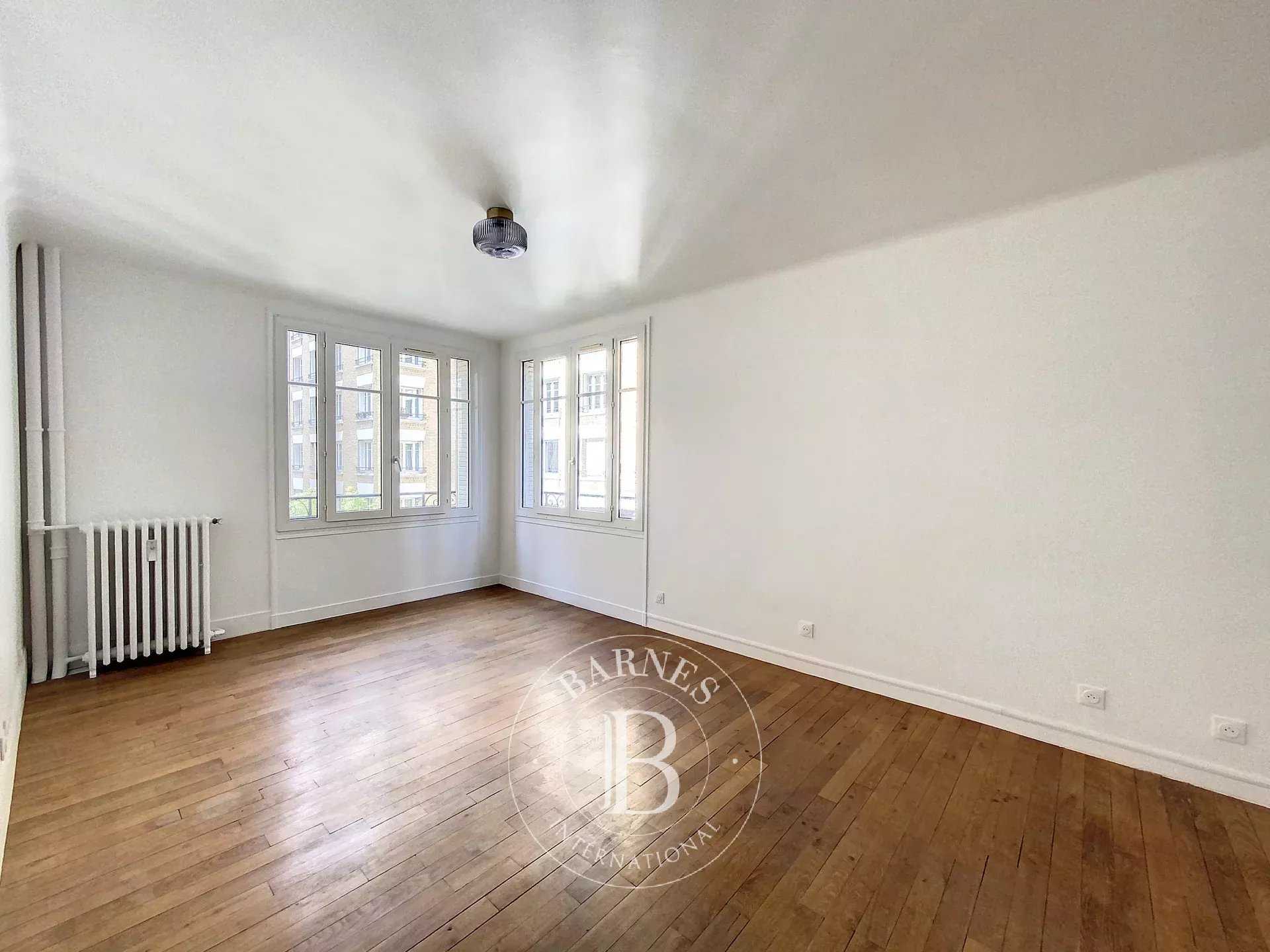 Apartment Neuilly-sur-Seine  -  ref 7367716 (picture 1)
