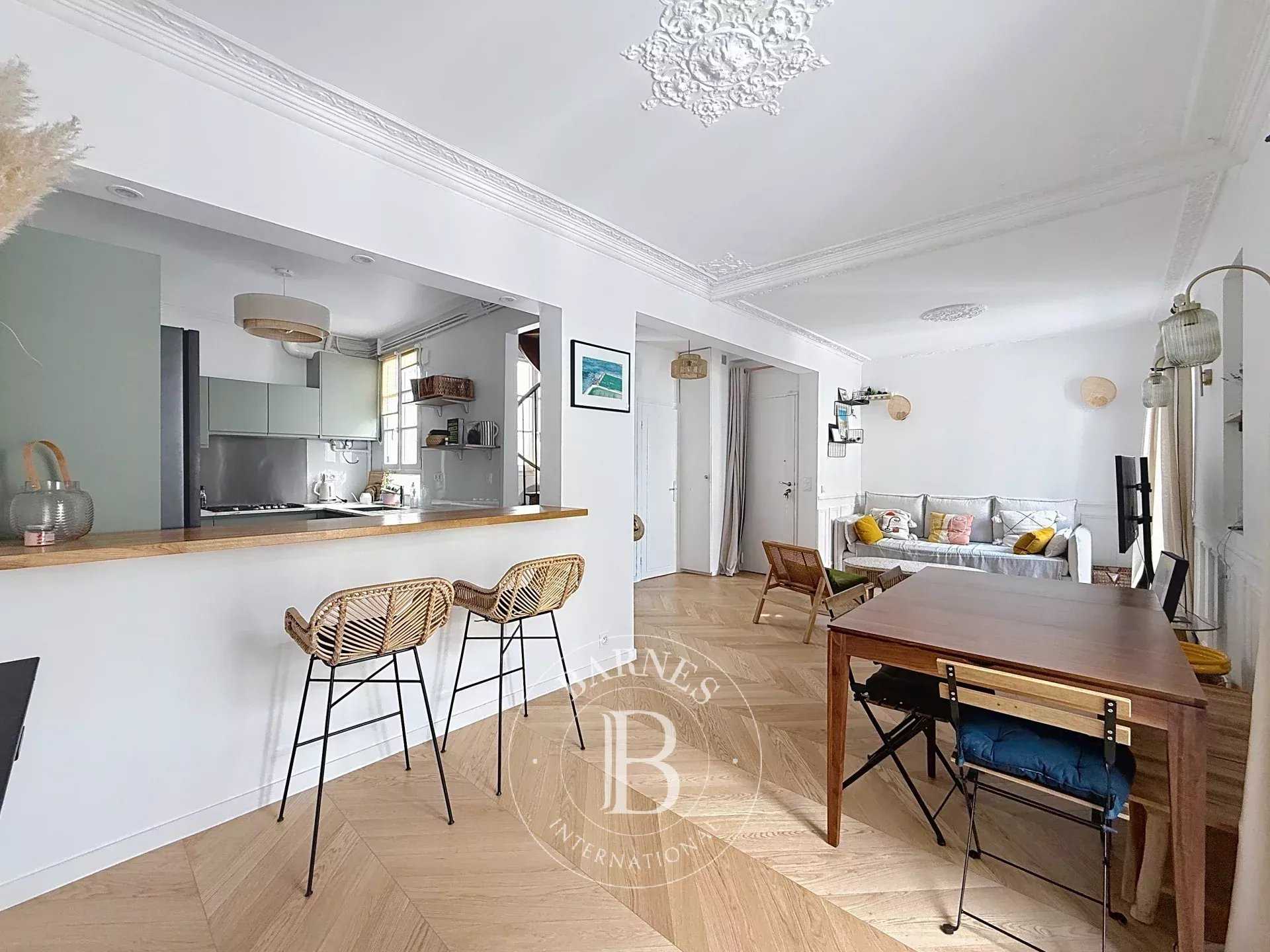 Appartement Neuilly-sur-Seine  -  ref 85977828 (picture 1)