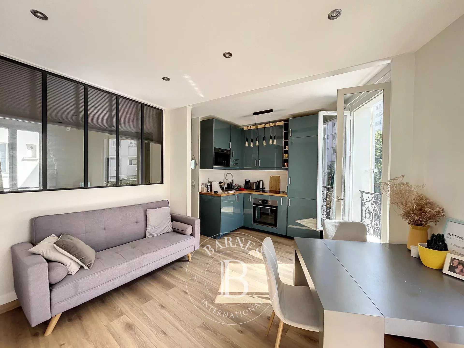 Appartement Levallois-Perret  -  ref 82816088 (picture 1)
