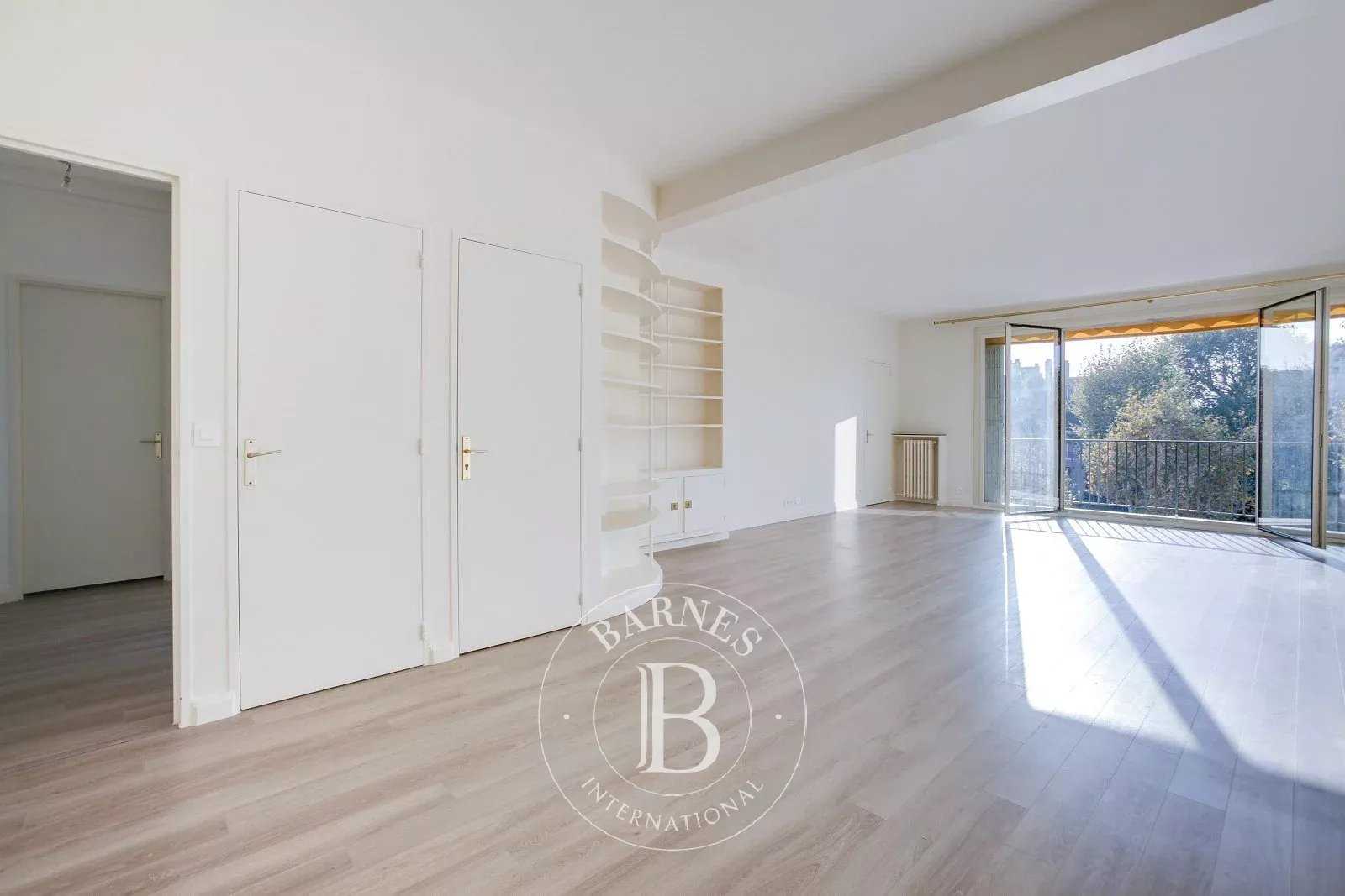 Apartment Neuilly-sur-Seine  -  ref 2767026 (picture 1)