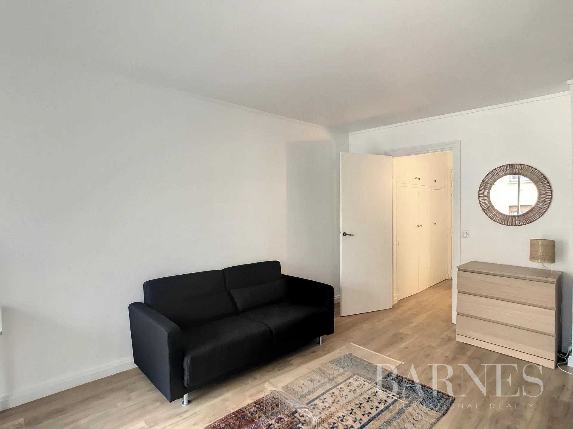 Appartement Neuilly-sur-Seine  -  ref 5377579 (picture 3)