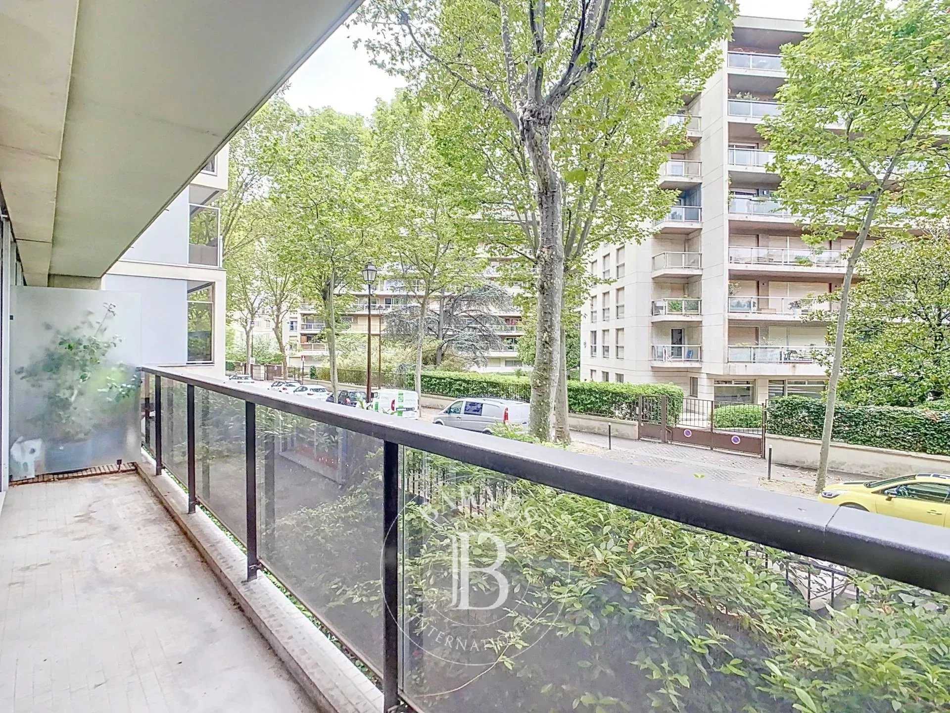 Appartement Neuilly-sur-Seine  -  ref 83046949 (picture 3)