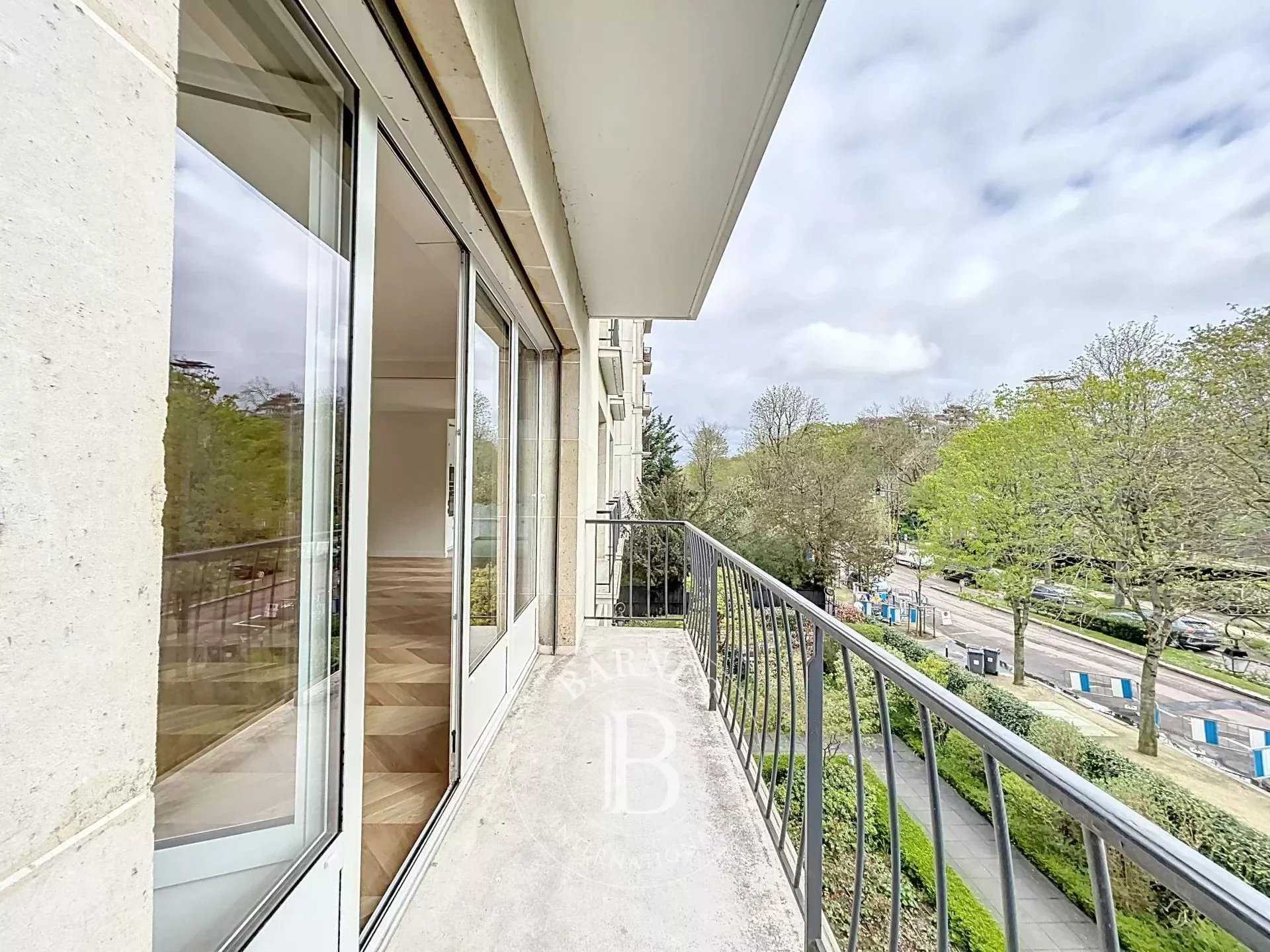 Appartement Neuilly-sur-Seine  -  ref 84424803 (picture 3)