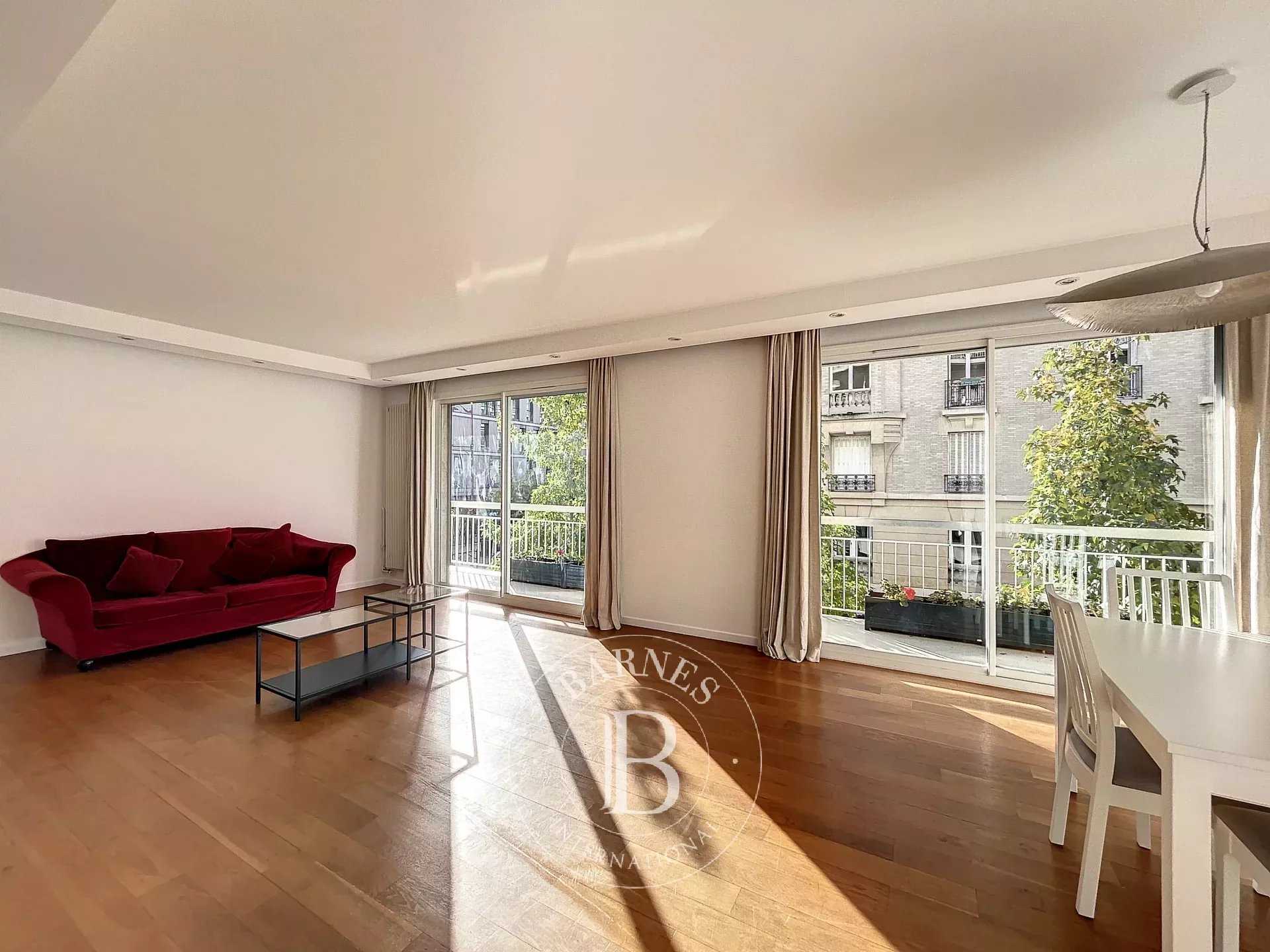 Appartement Neuilly-sur-Seine  -  ref 83340840 (picture 1)
