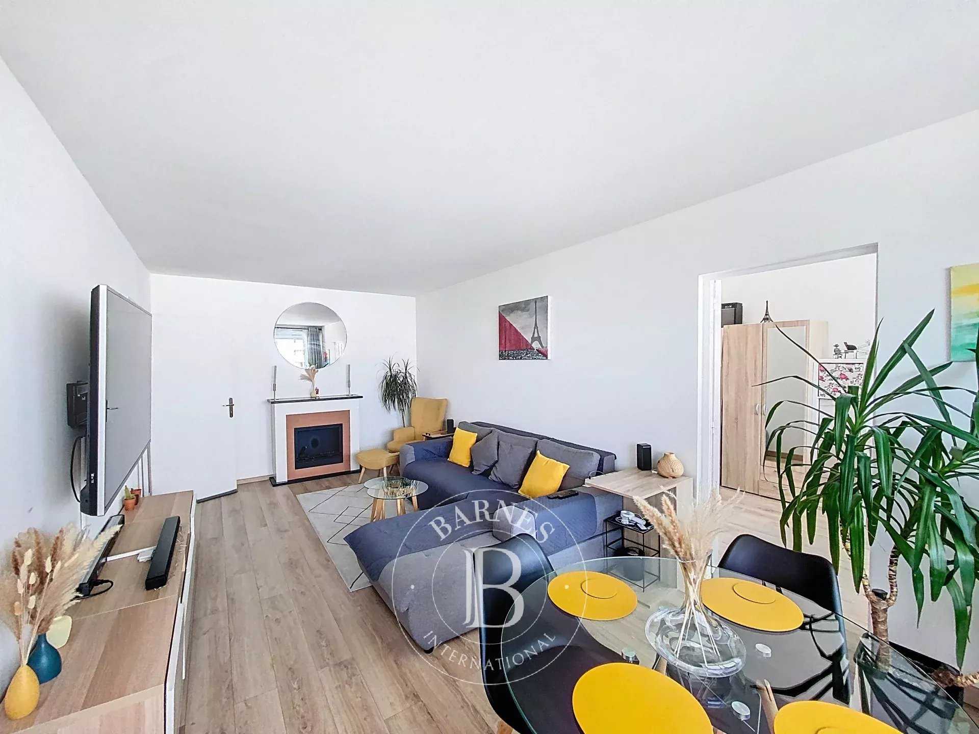 Appartement Colombes  -  ref 85943649 (picture 3)