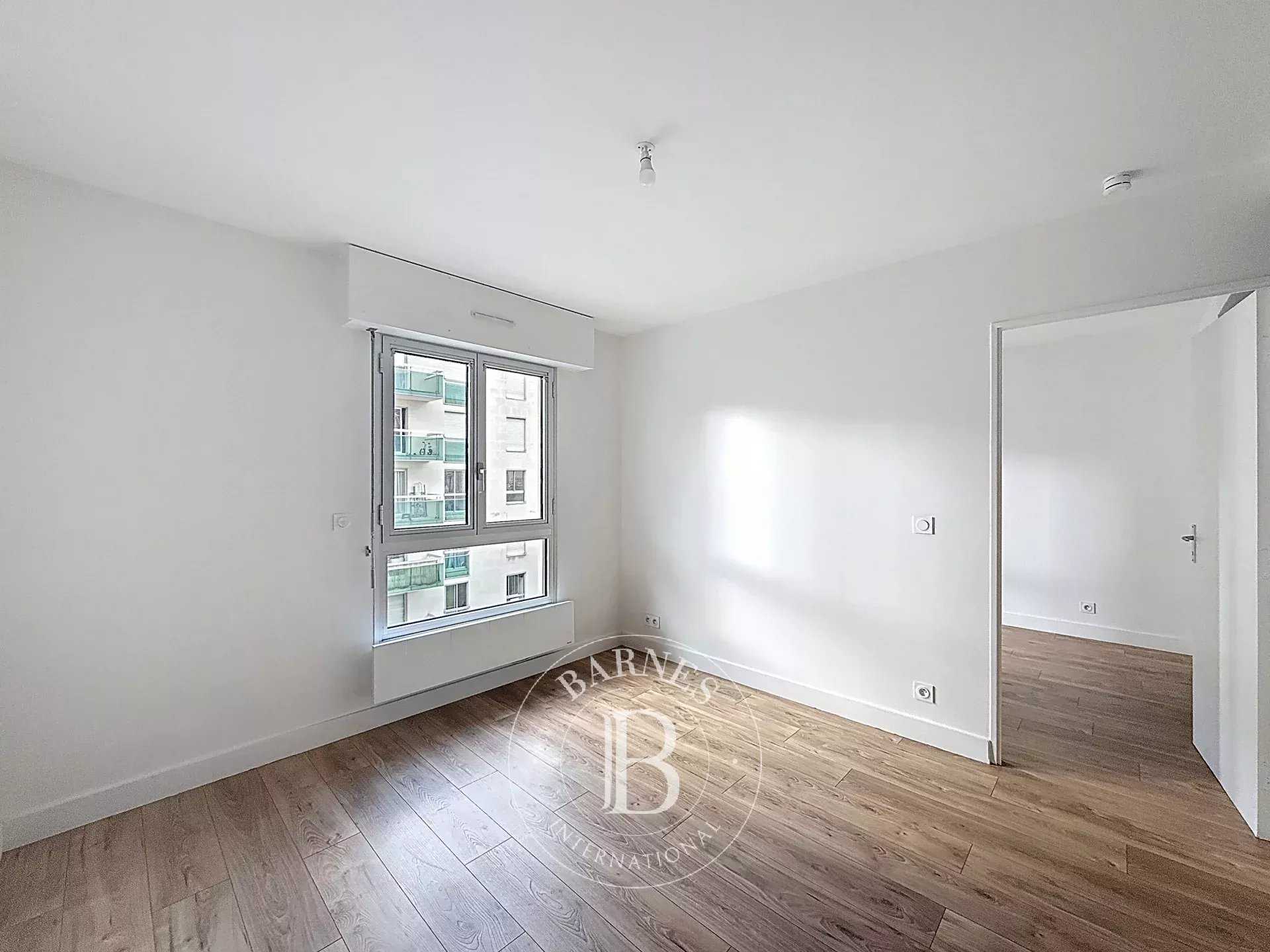 Apartment Levallois-Perret  -  ref 4345557 (picture 1)