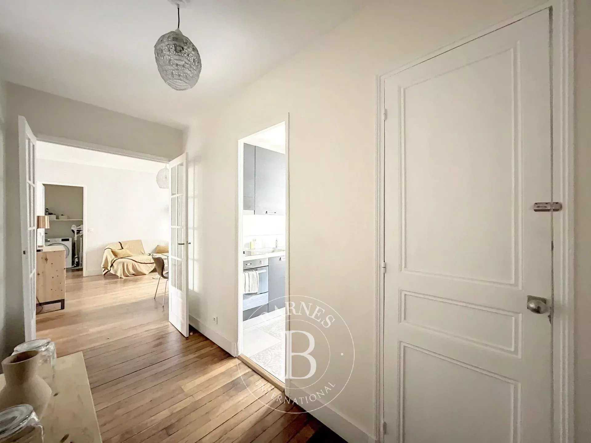 Piso Neuilly-sur-Seine  -  ref 83816249 (picture 2)