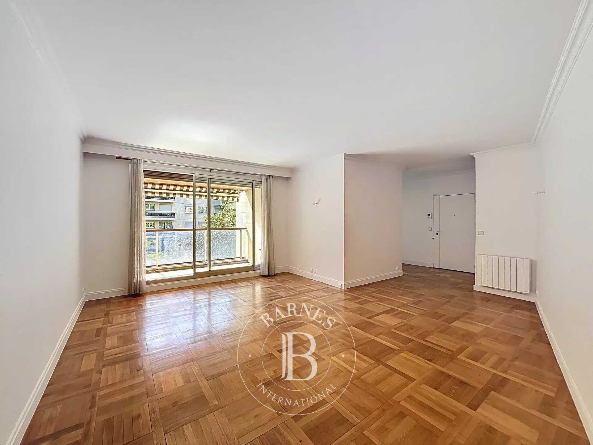 Appartement Neuilly-sur-Seine  -  ref 85836941 (picture 1)