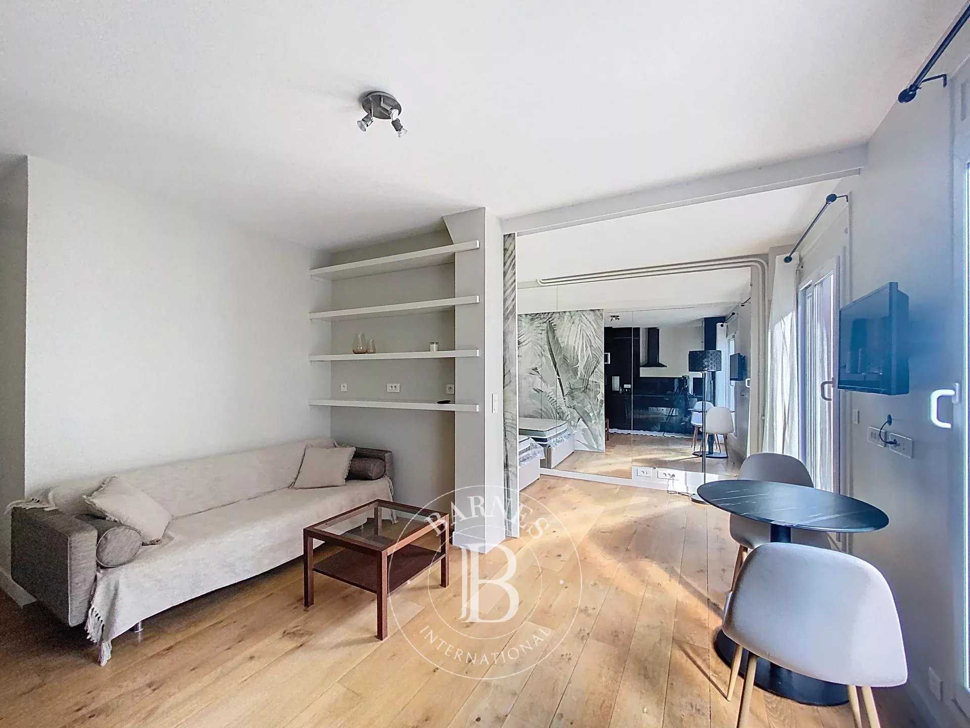 Appartement Neuilly-sur-Seine  -  ref 86383289 (picture 1)