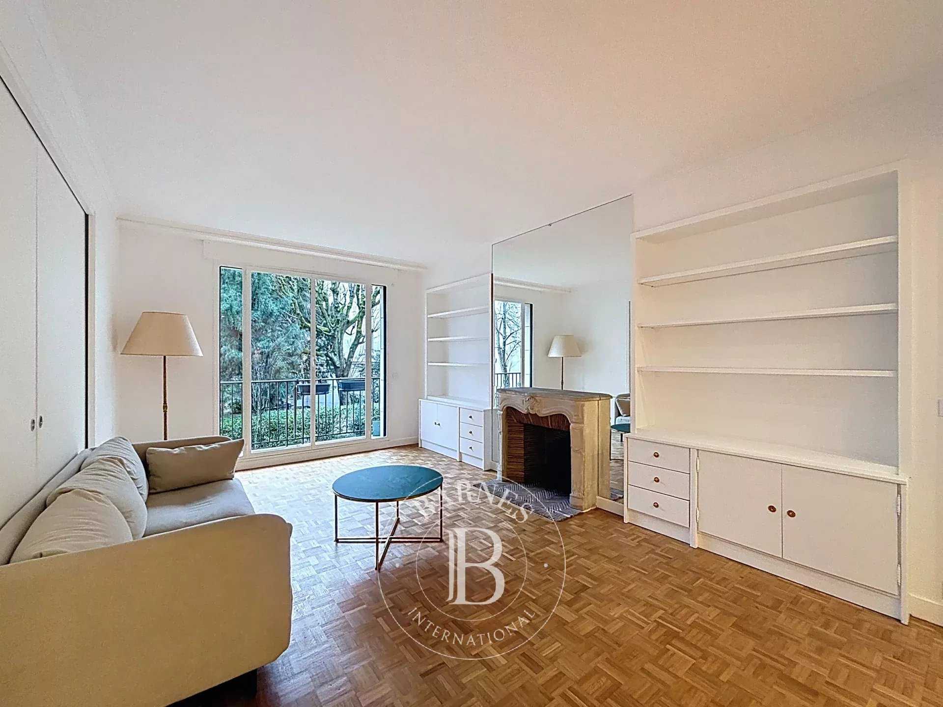 Appartement Neuilly-sur-Seine  -  ref 86642087 (picture 1)