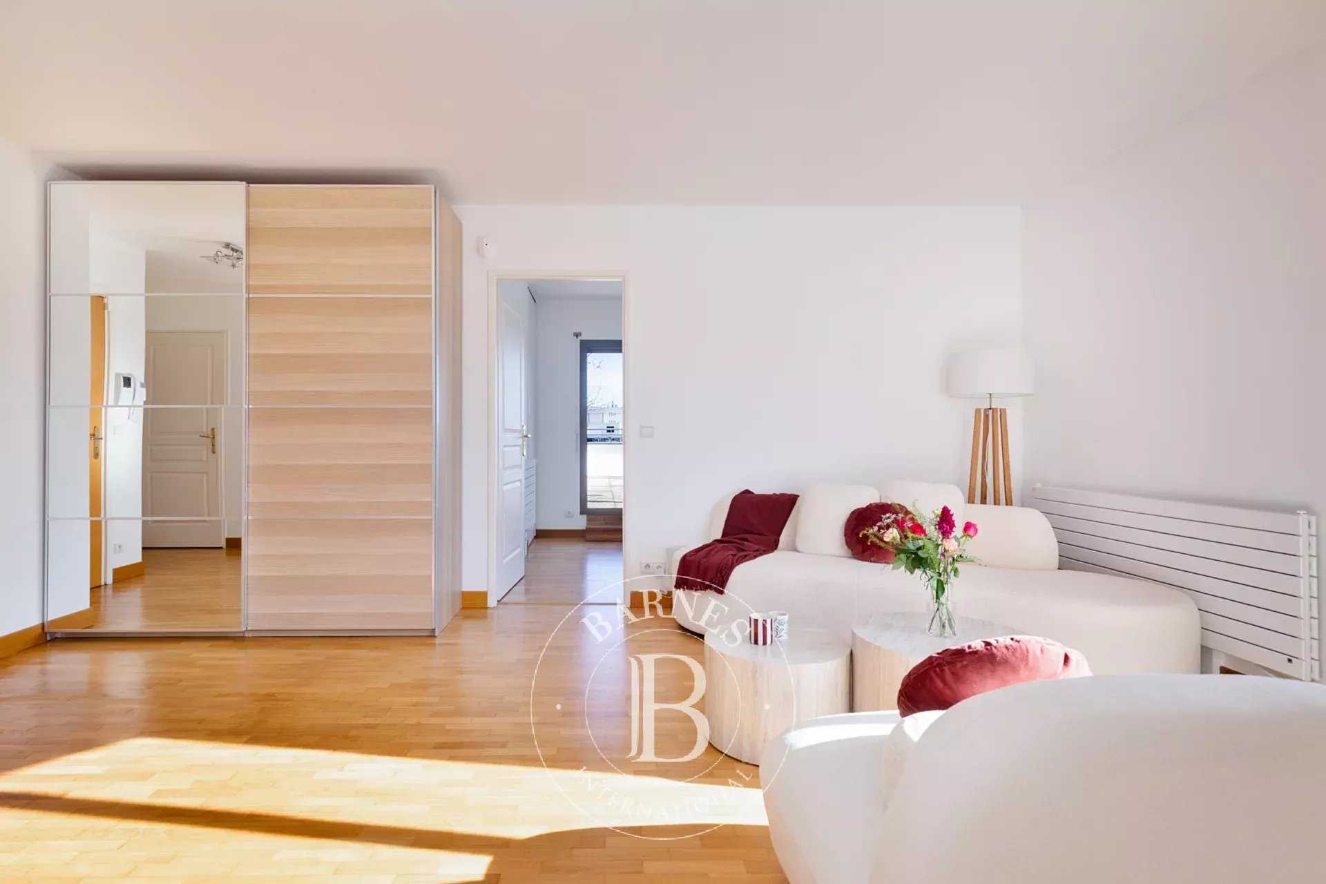 Appartement Levallois-Perret  -  ref 86208489 (picture 3)
