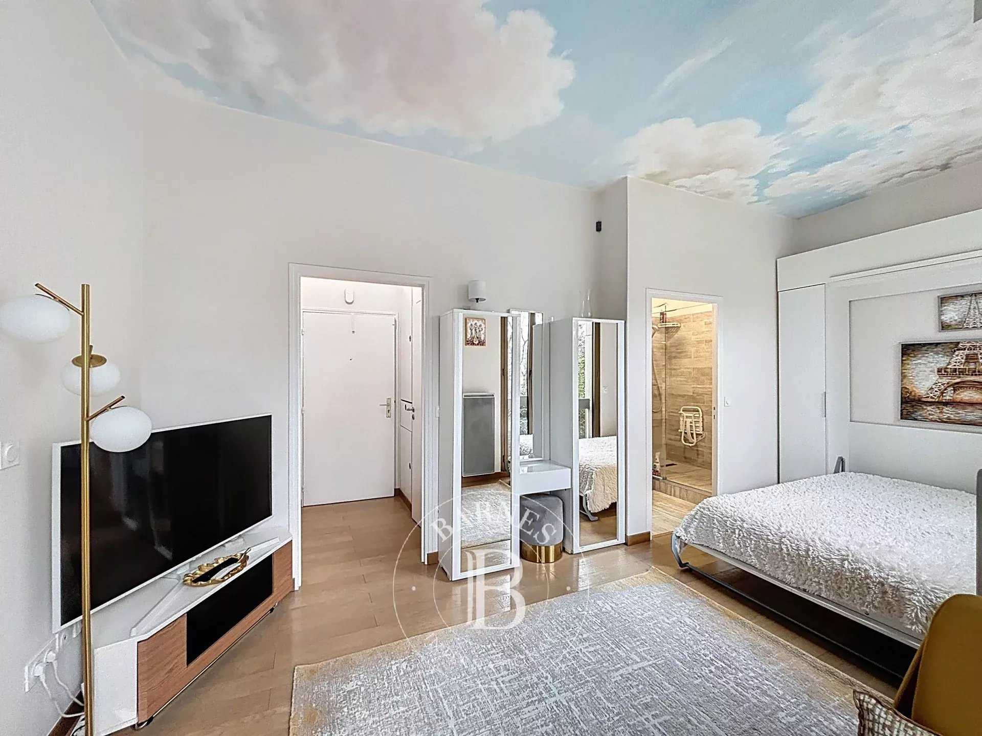 Piso Neuilly-sur-Seine  -  ref 86470889 (picture 3)