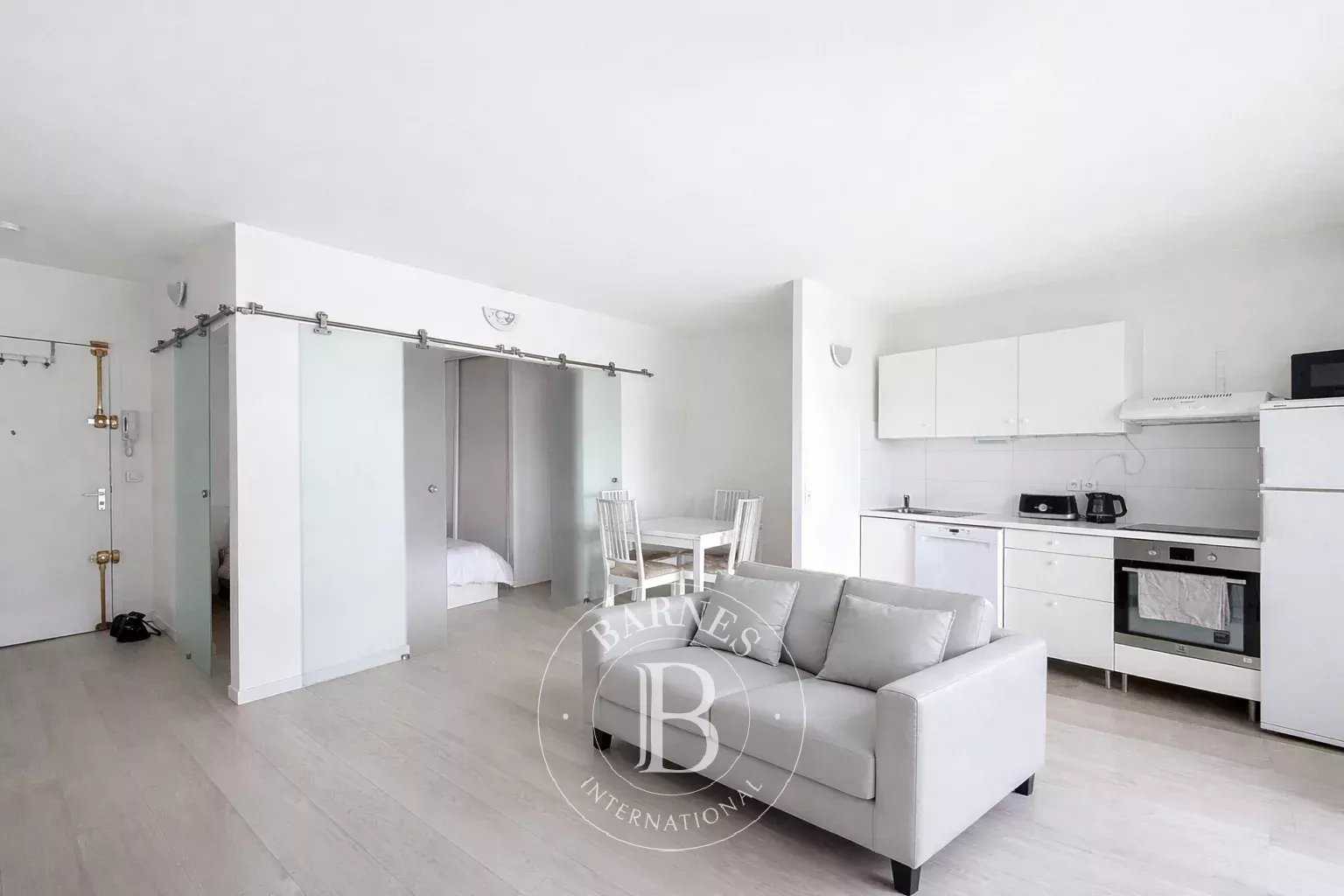 Apartment Neuilly-sur-Seine  -  ref 2770312 (picture 3)