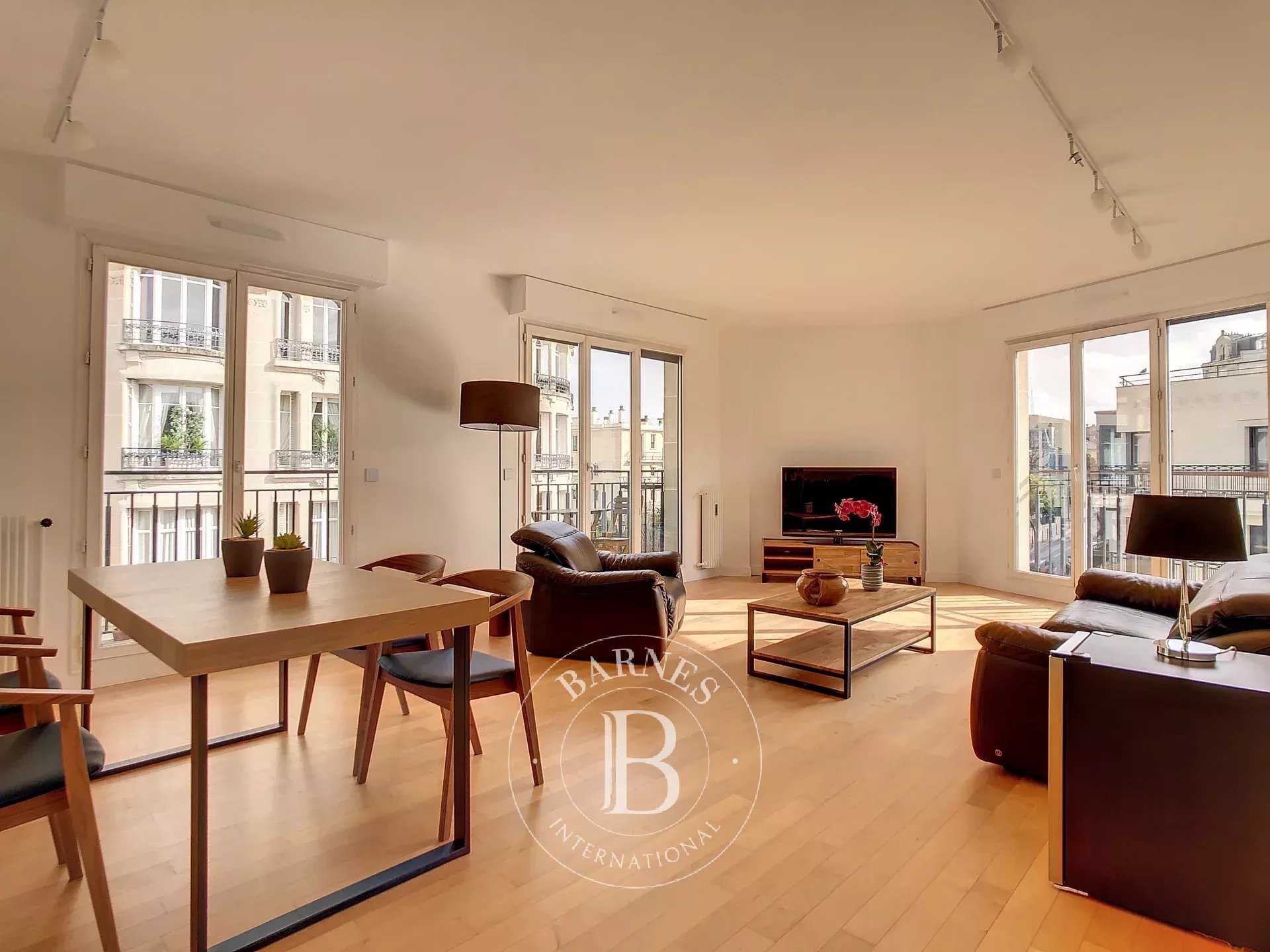 Appartement Neuilly-sur-Seine  -  ref 82234567 (picture 1)