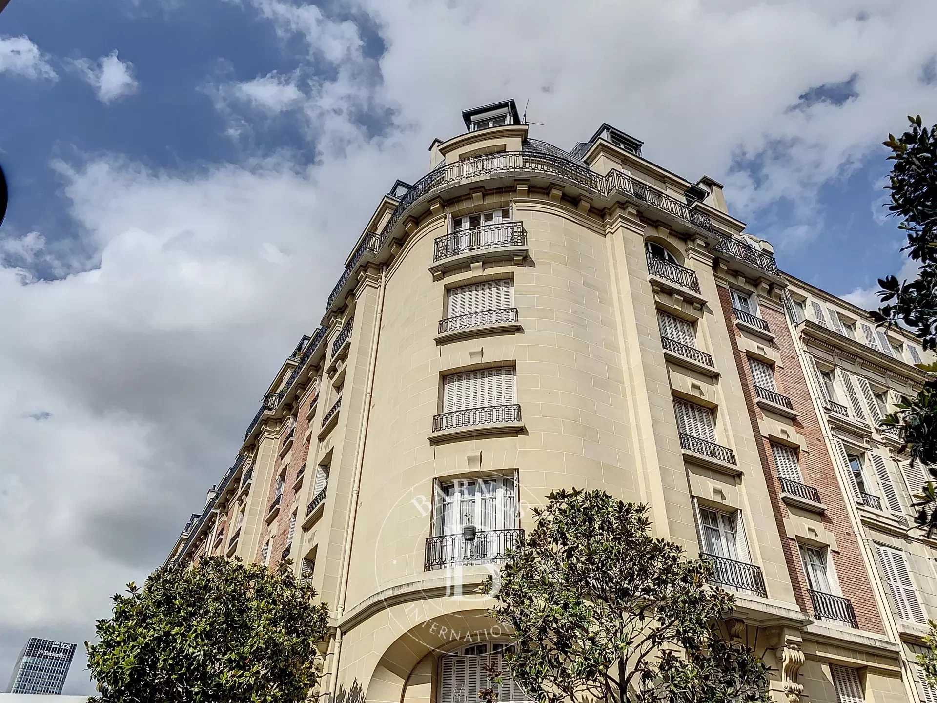 Appartement Neuilly-sur-Seine  -  ref 83297765 (picture 1)