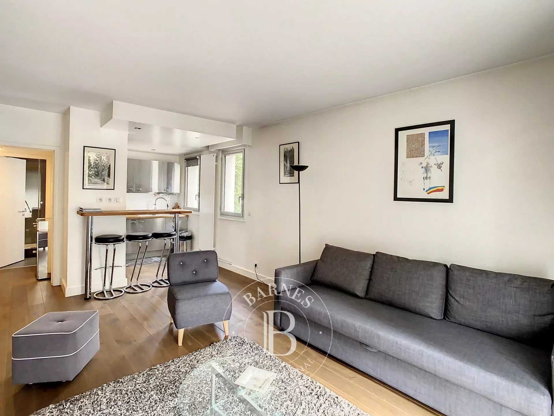 Appartement Neuilly-sur-Seine  -  ref 6110232 (picture 1)