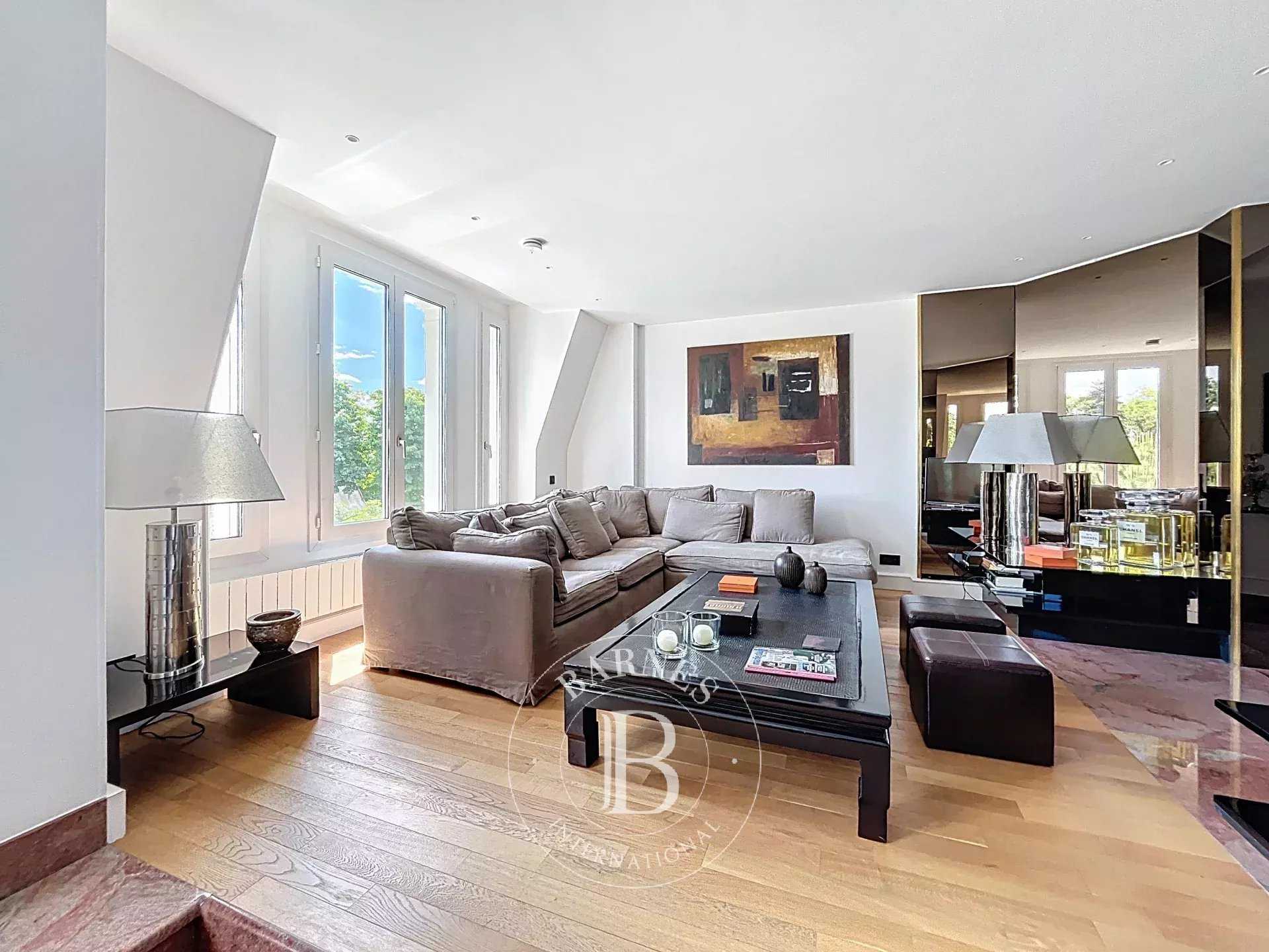Appartement Neuilly-sur-Seine  -  ref 85967191 (picture 1)