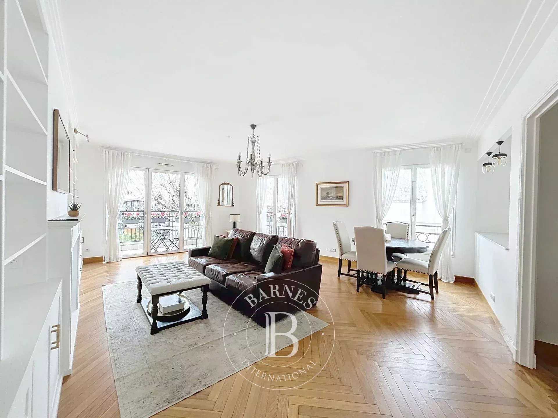 Appartement Neuilly-sur-Seine  -  ref 2771237 (picture 1)